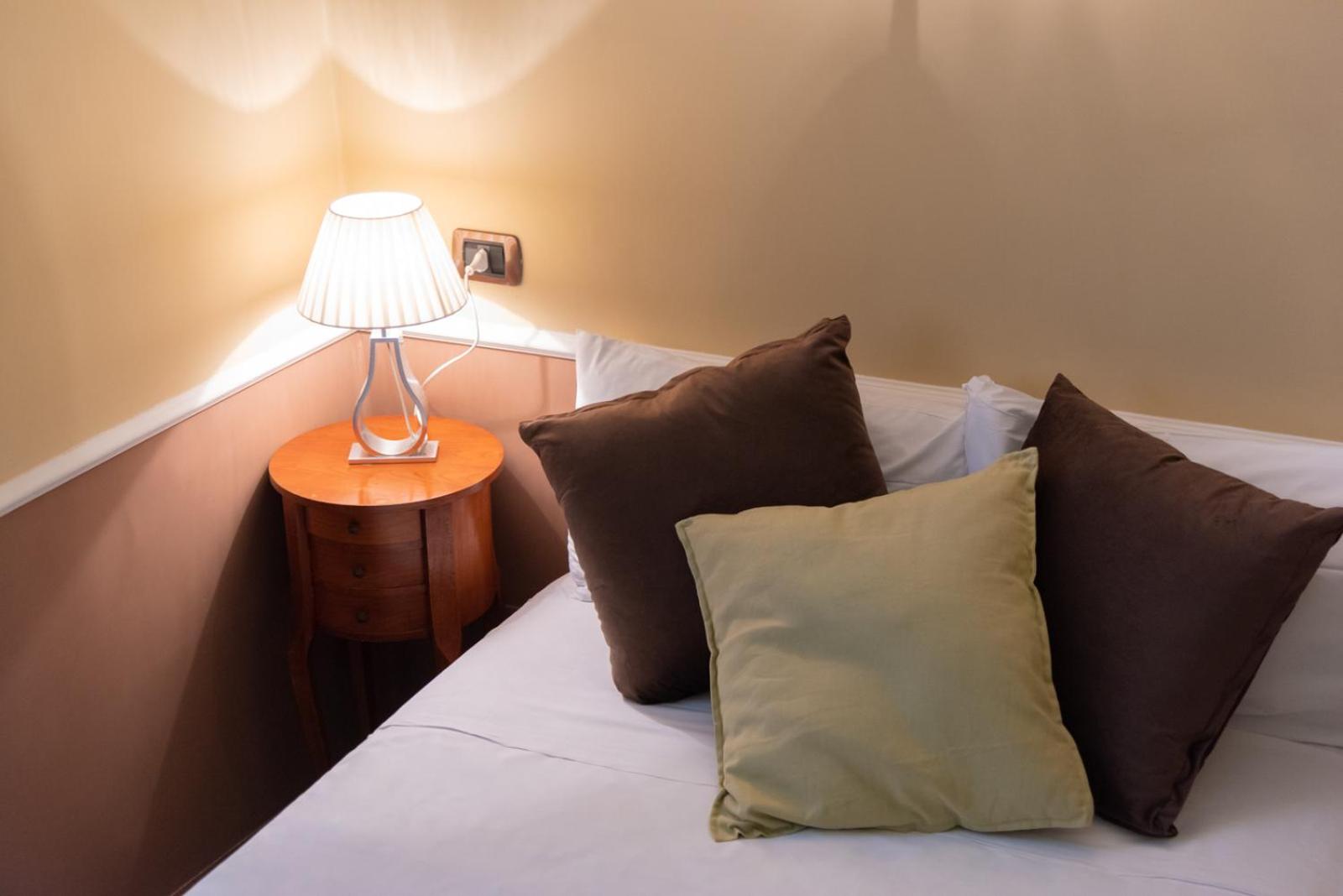 Family Room with Two Queen Beds and Single Bed