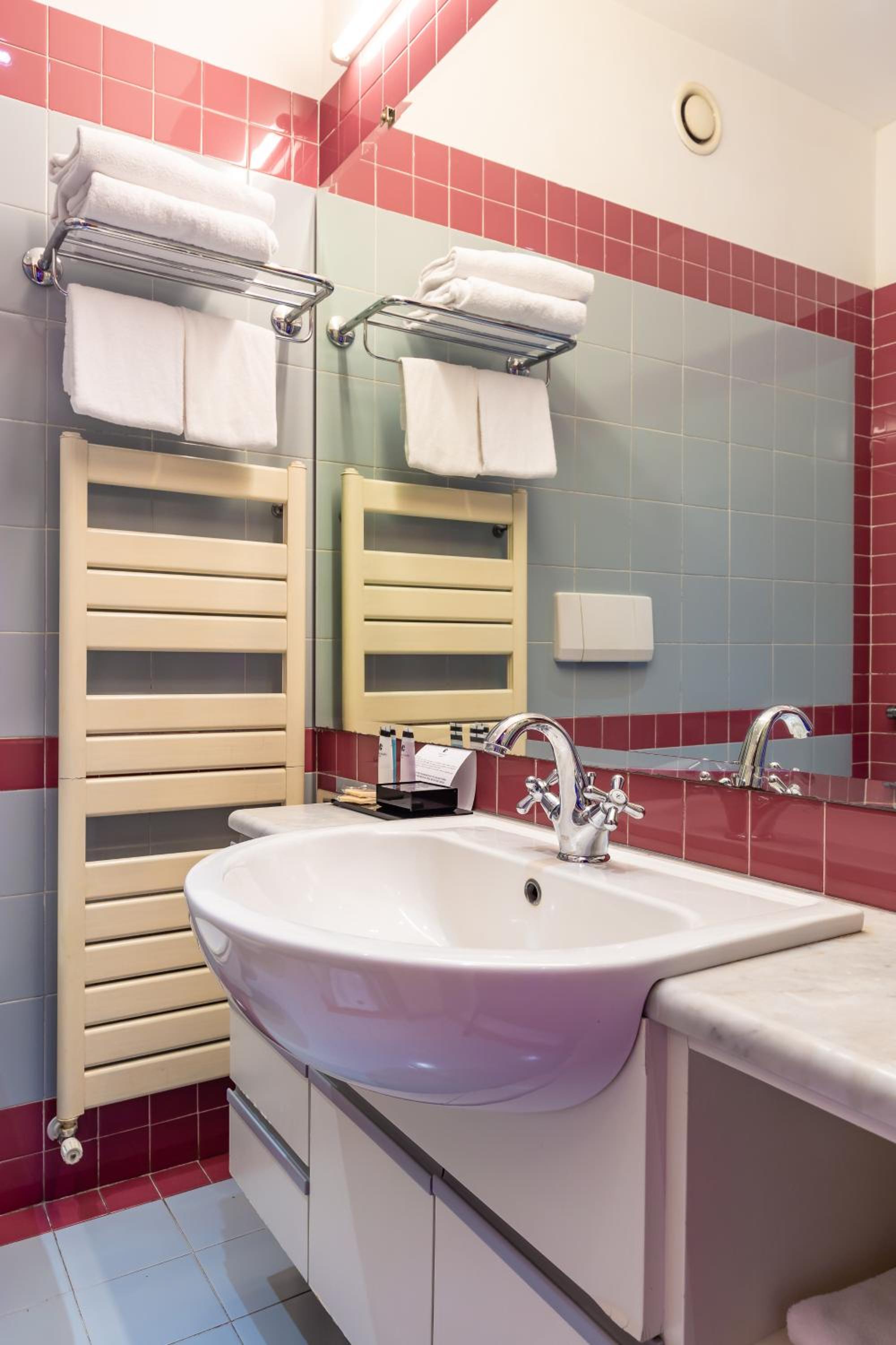 Executive Double or Twin Room with Balcony