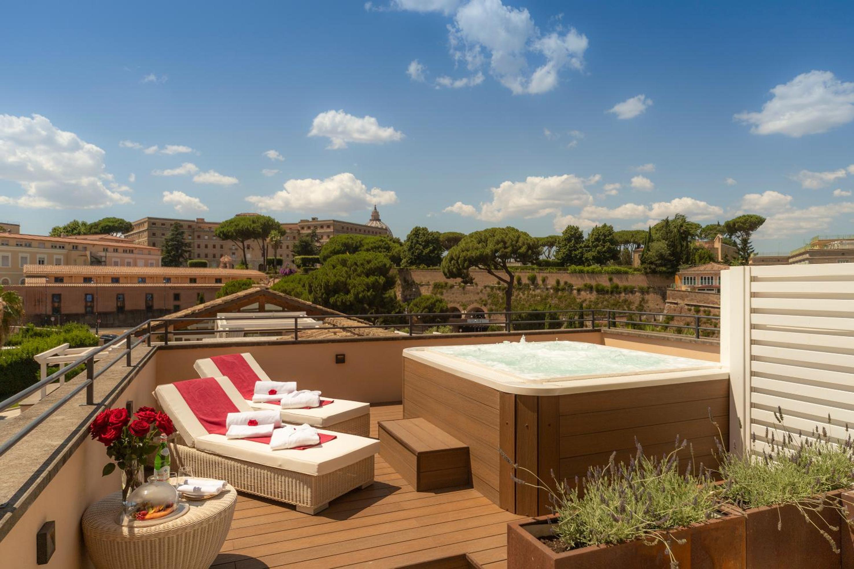 Renaissance Suite with Spa Access