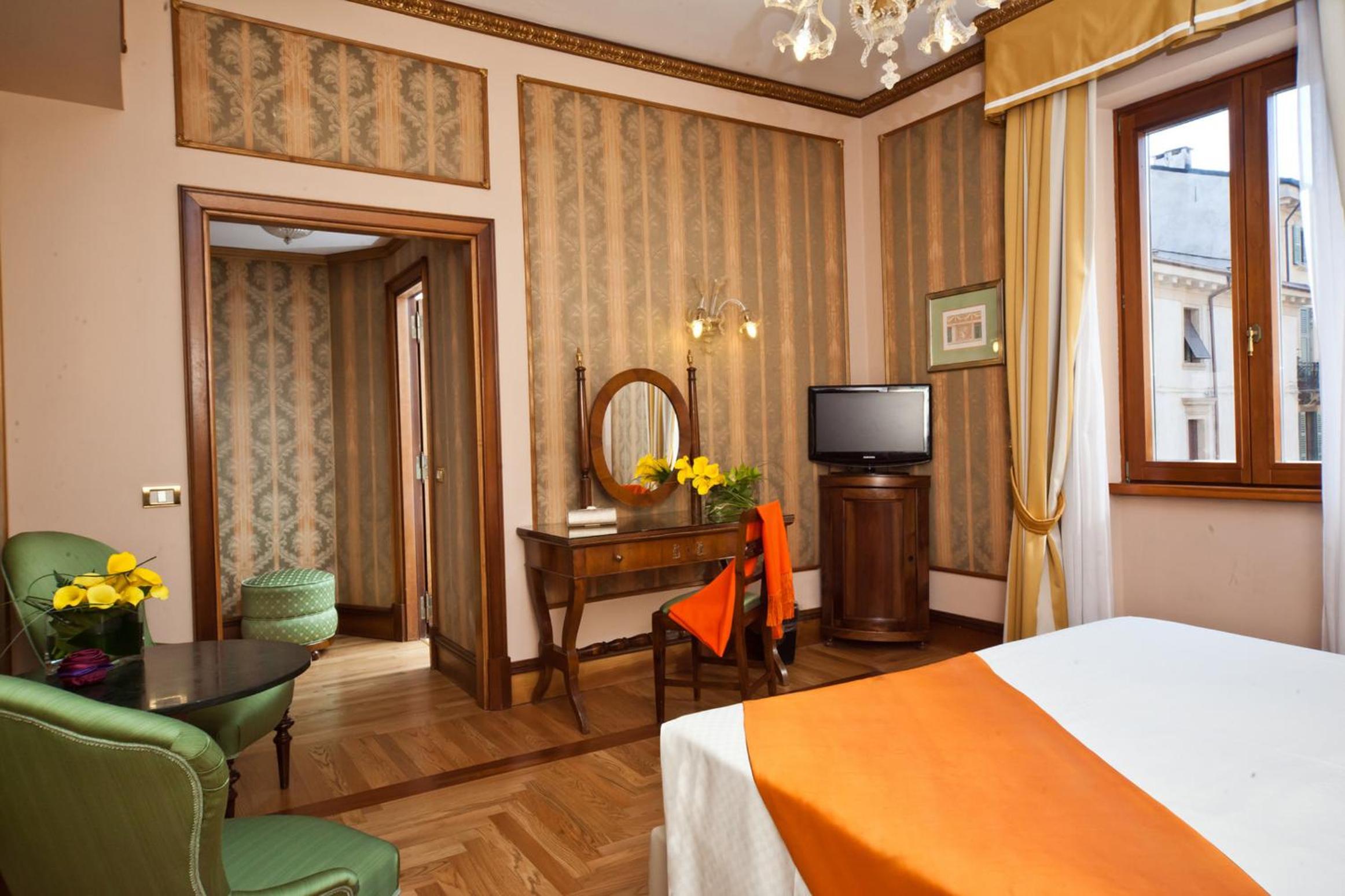 Grand Deluxe Double Room