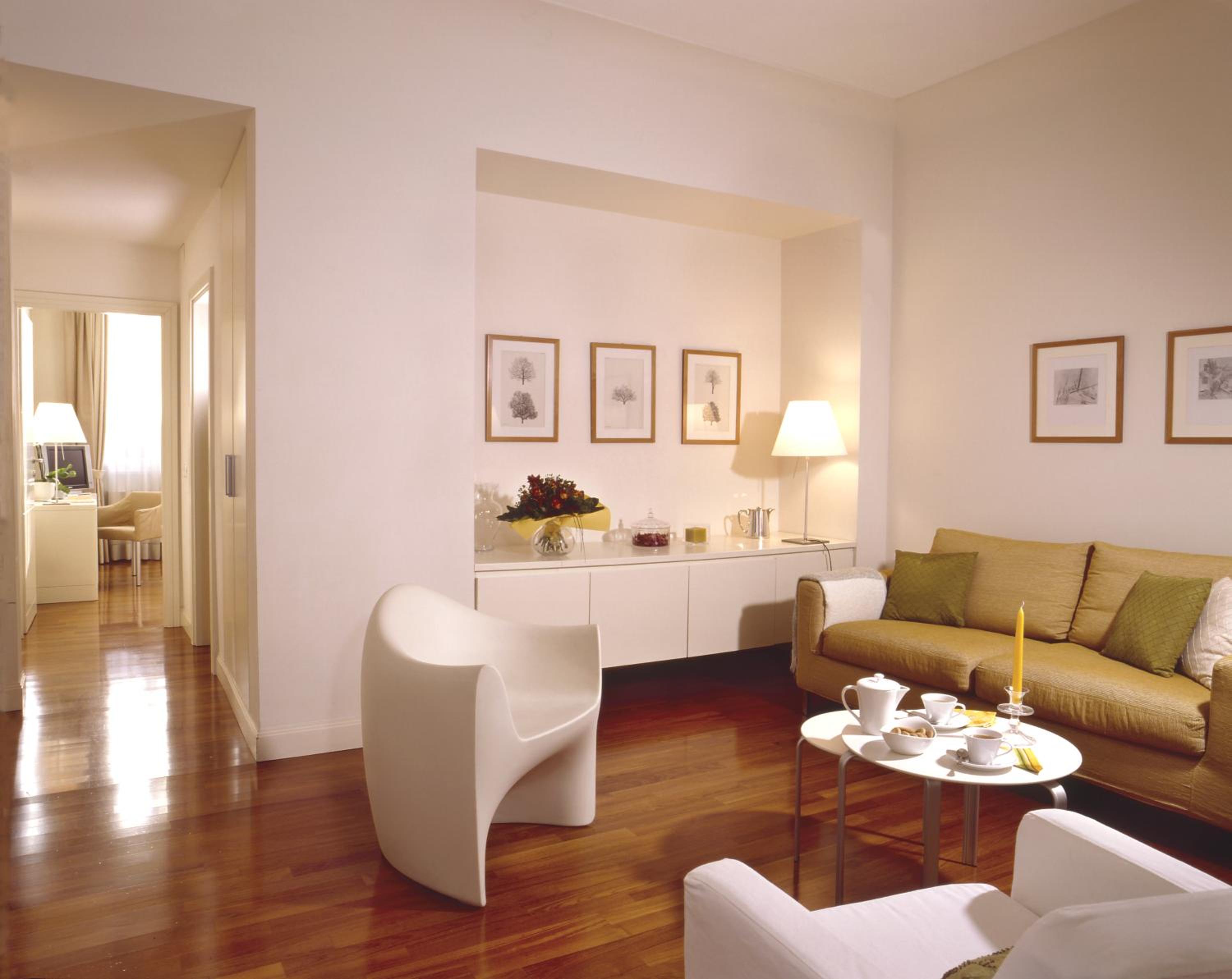 Top Floor Grand Suite