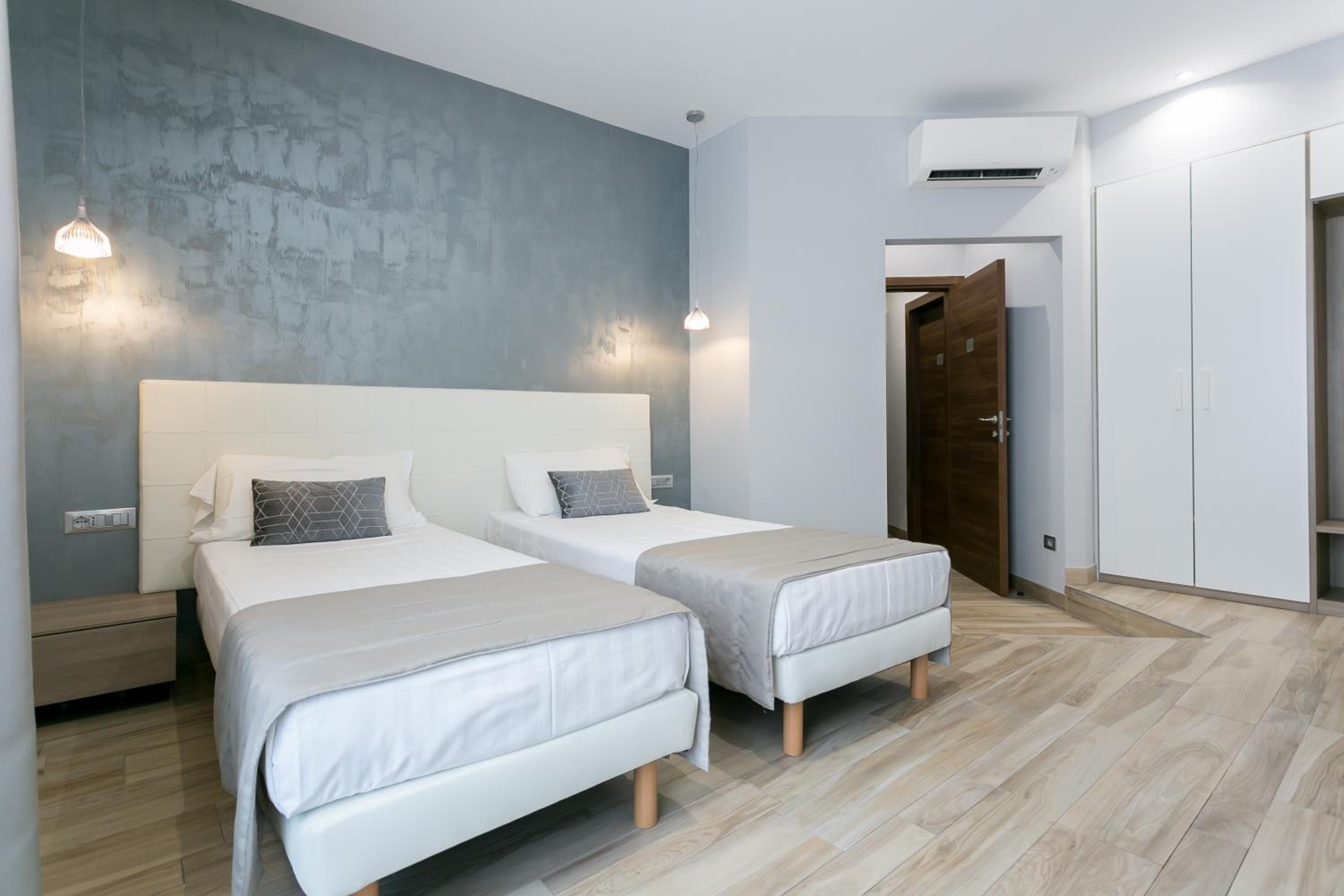 Superior Apartment