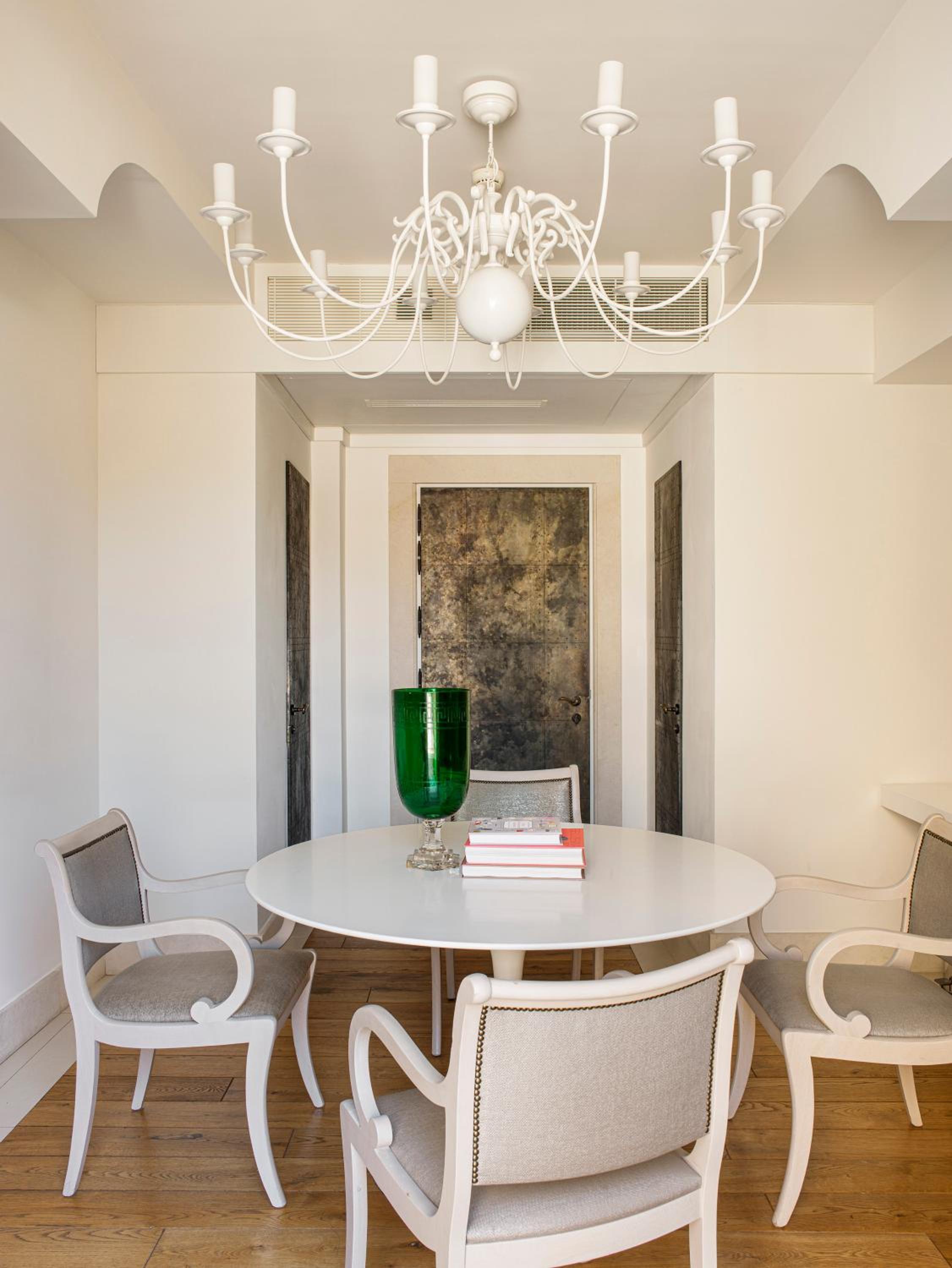 Emperor Nero Suite with Spa Access