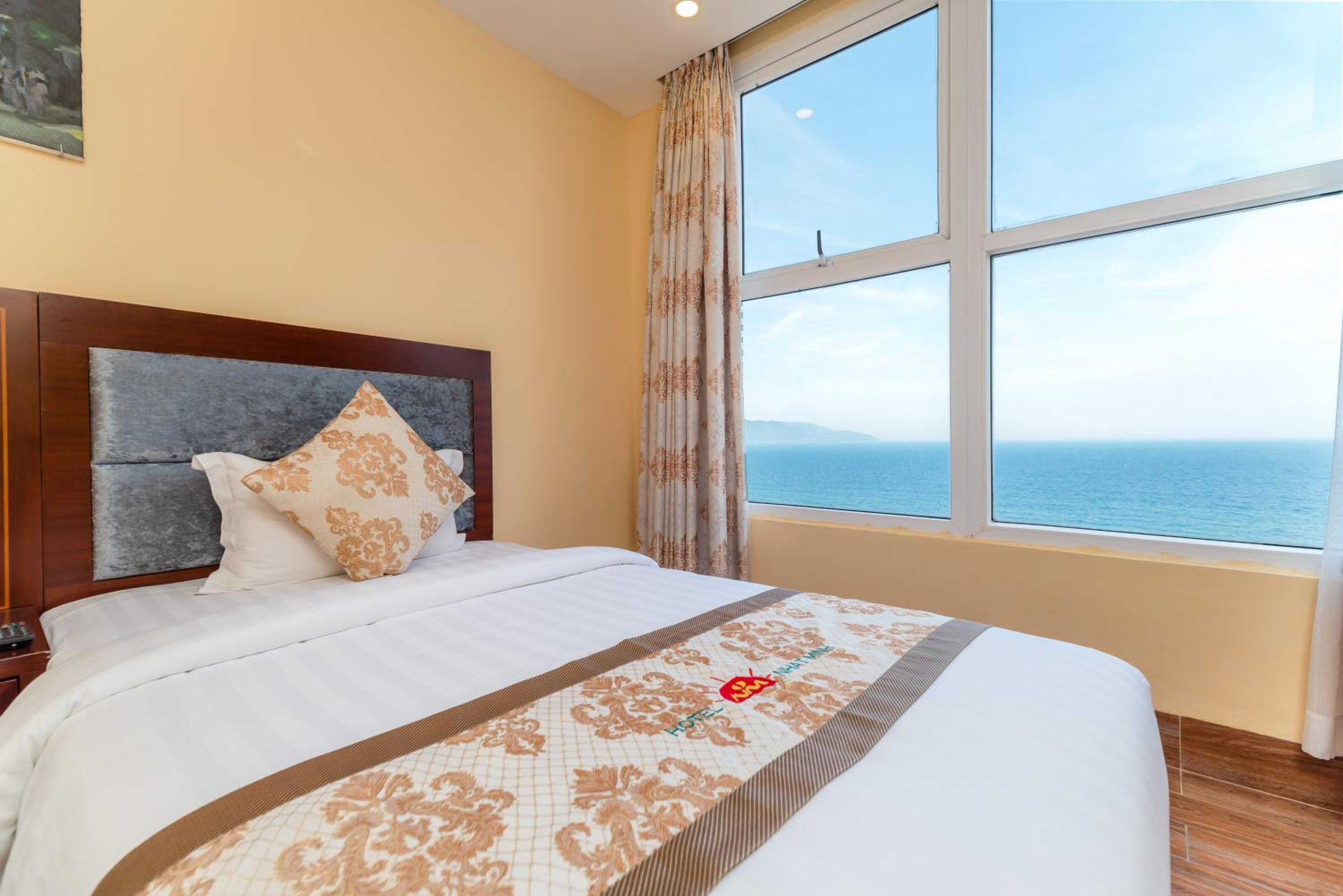 Deluxe Double Room with Sea View