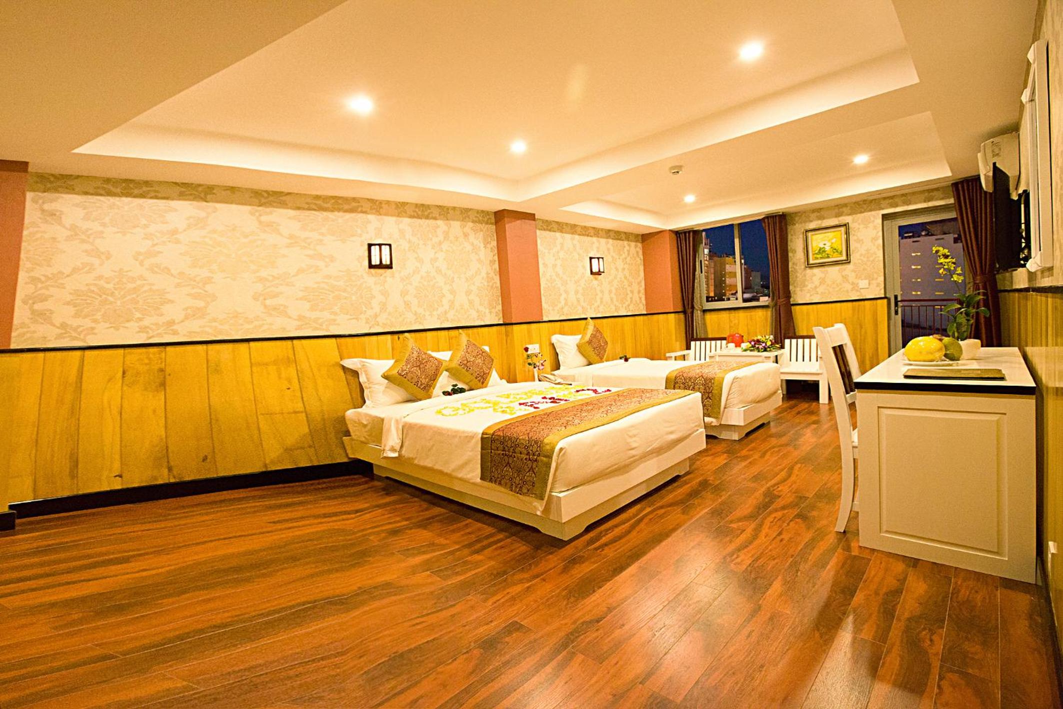 Deluxe Triple Room with Sea View