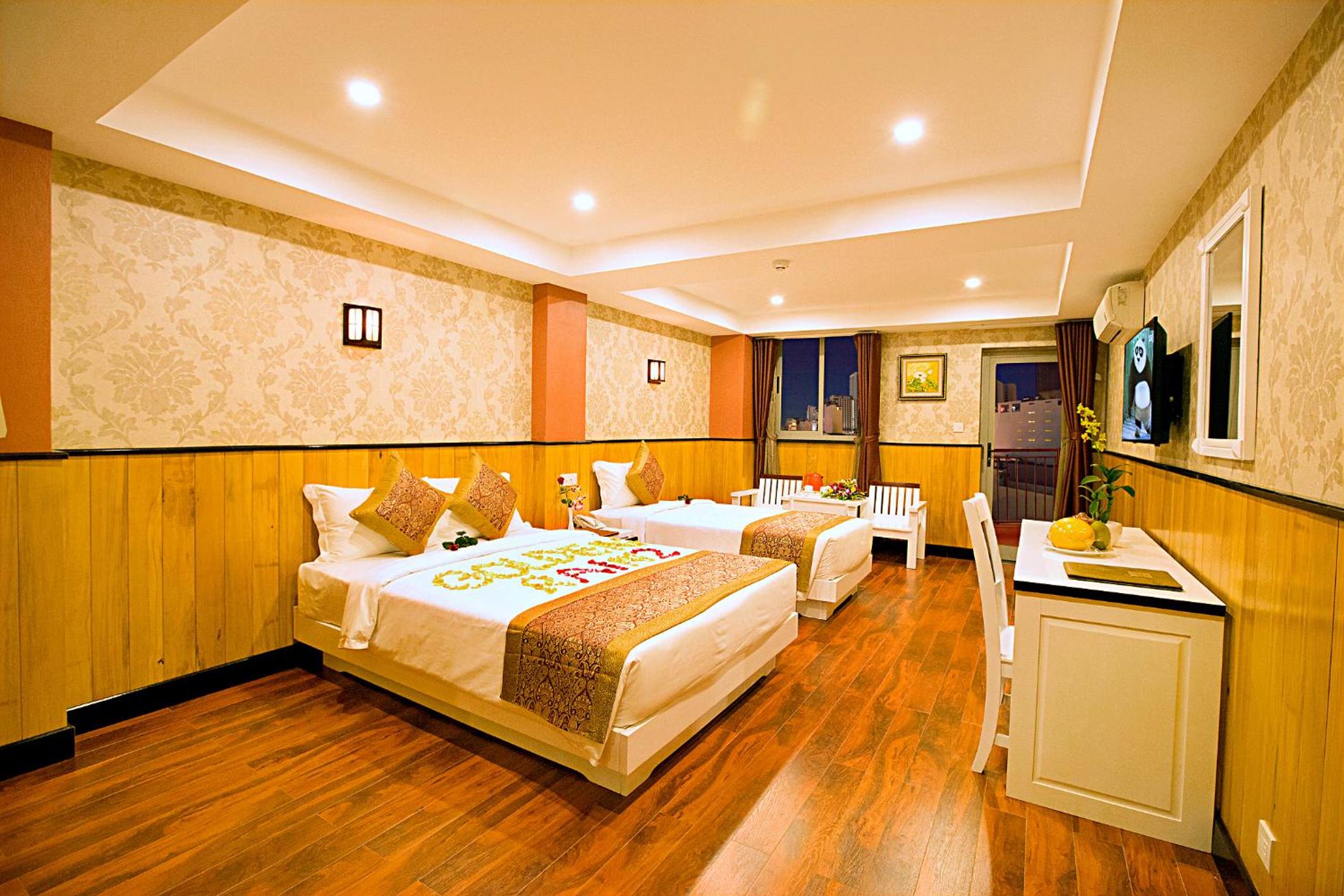 Deluxe Triple Room with Sea View