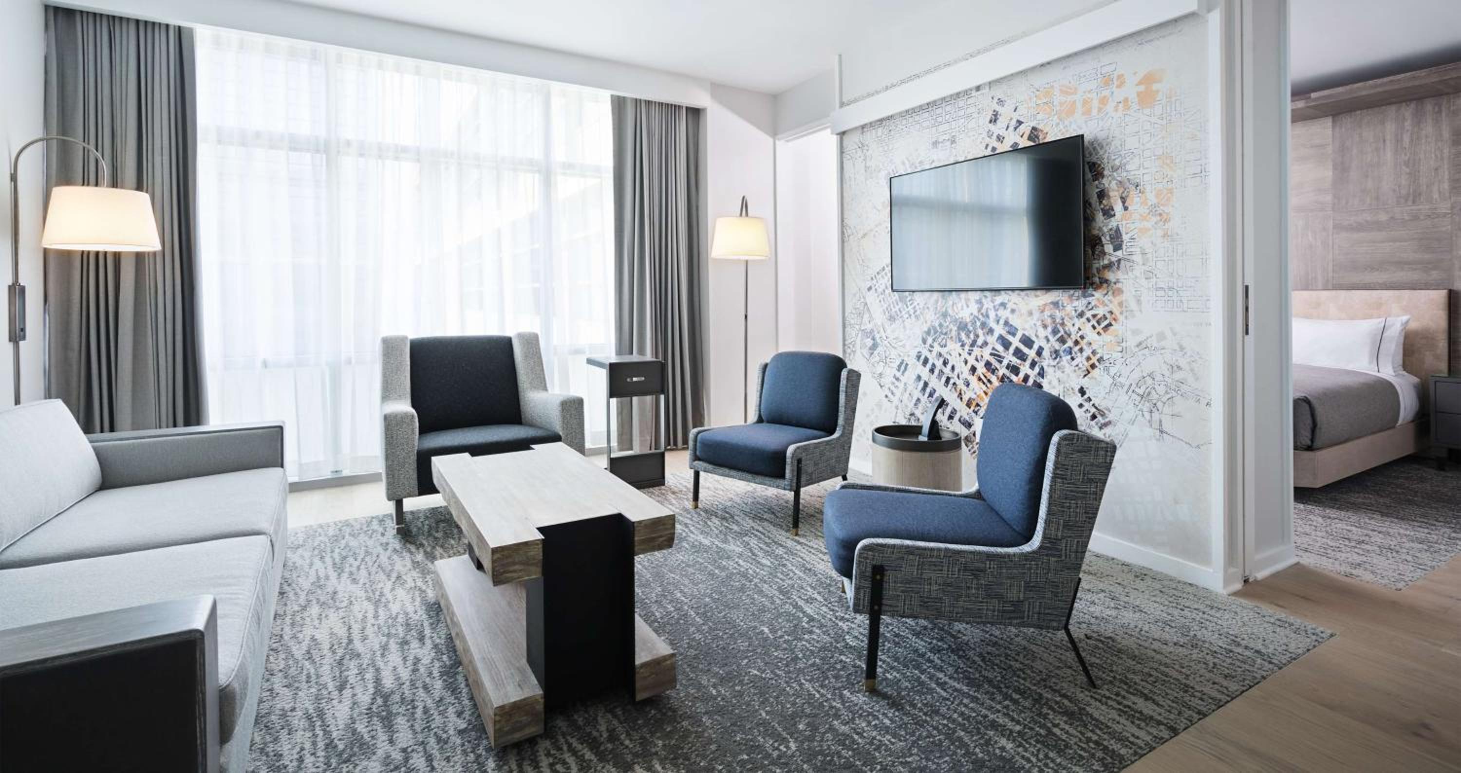 One-Bedroom King Suite