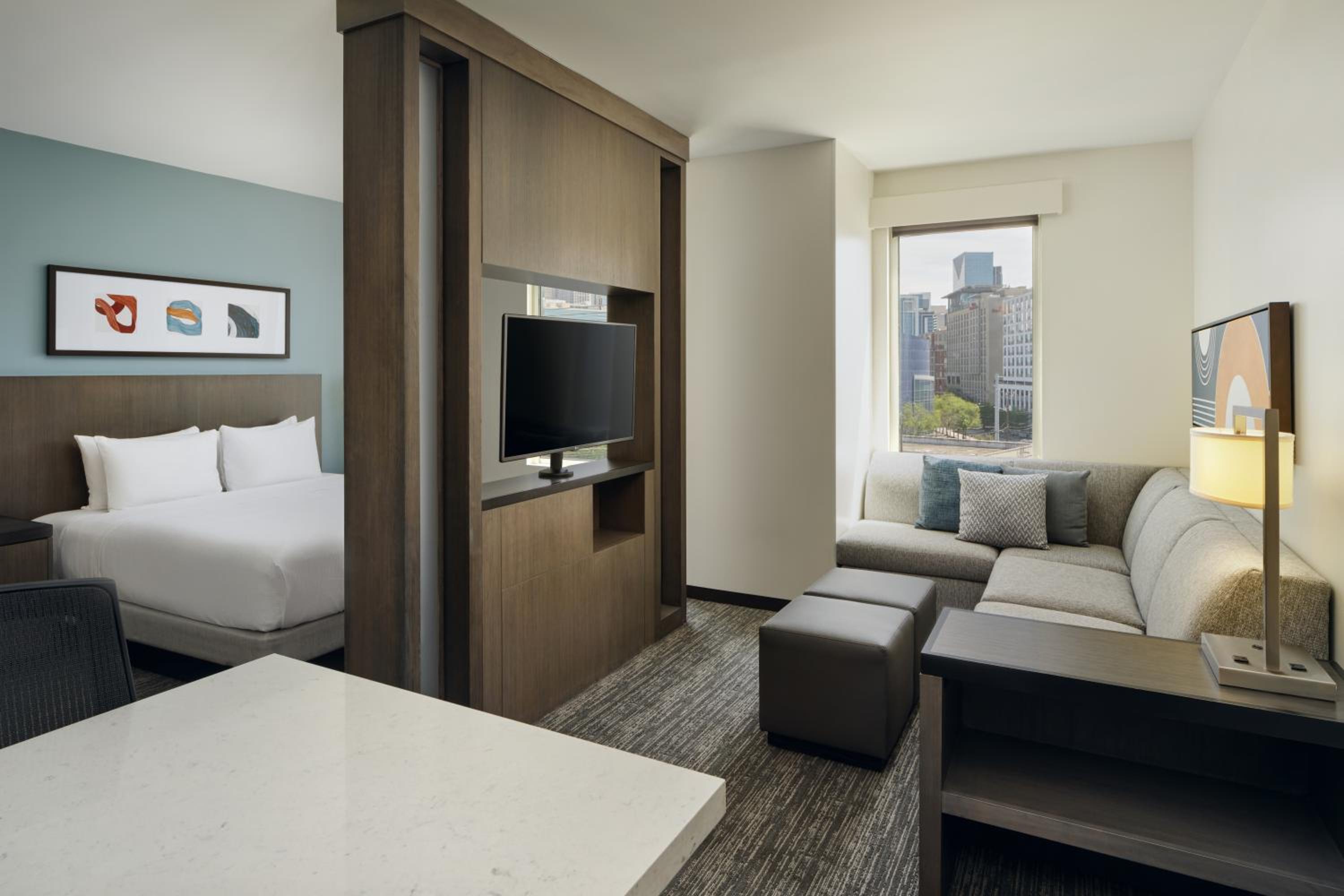King Studio Suite