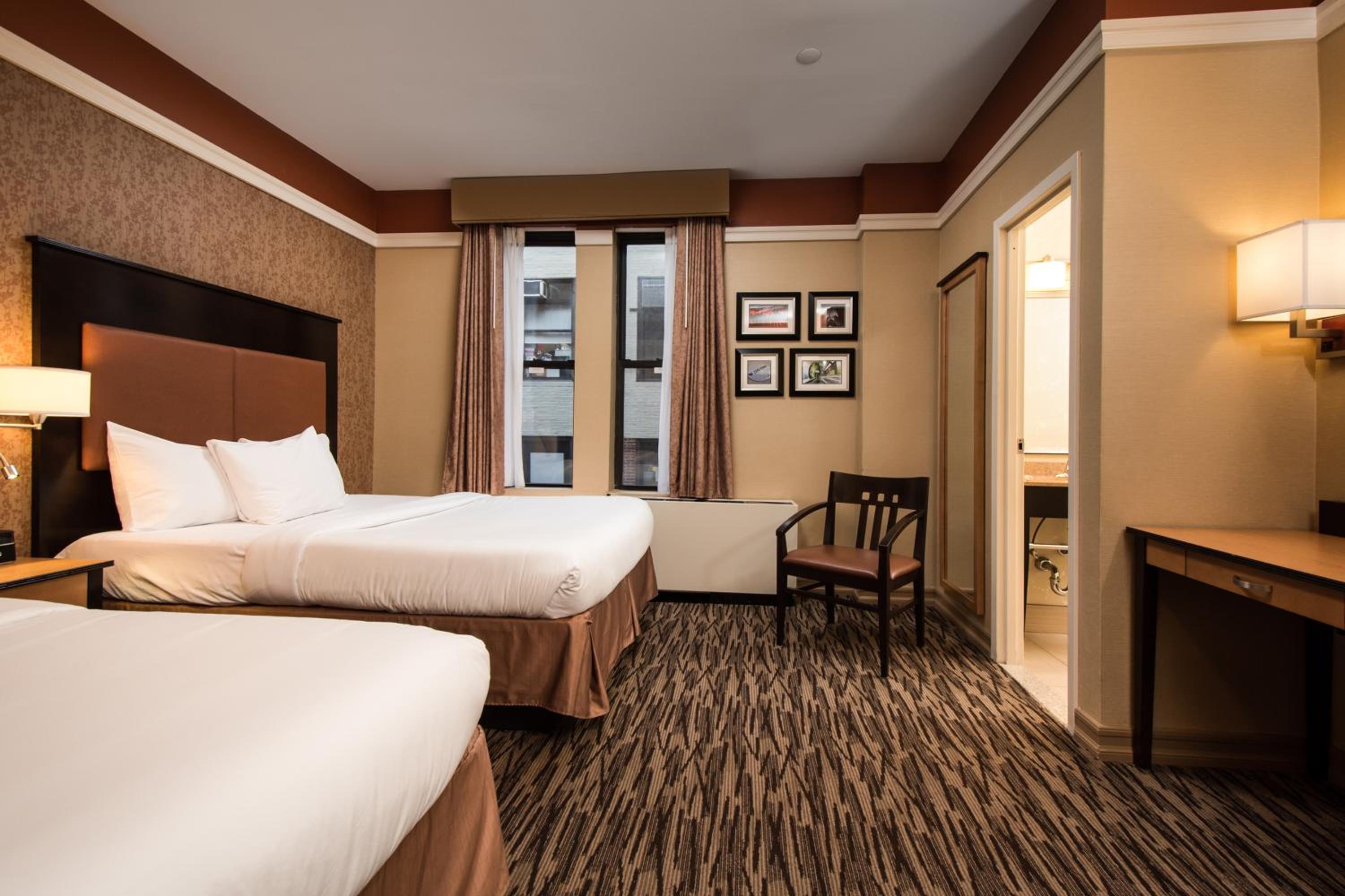 Queen Room with Two Queen Beds - Disability Access