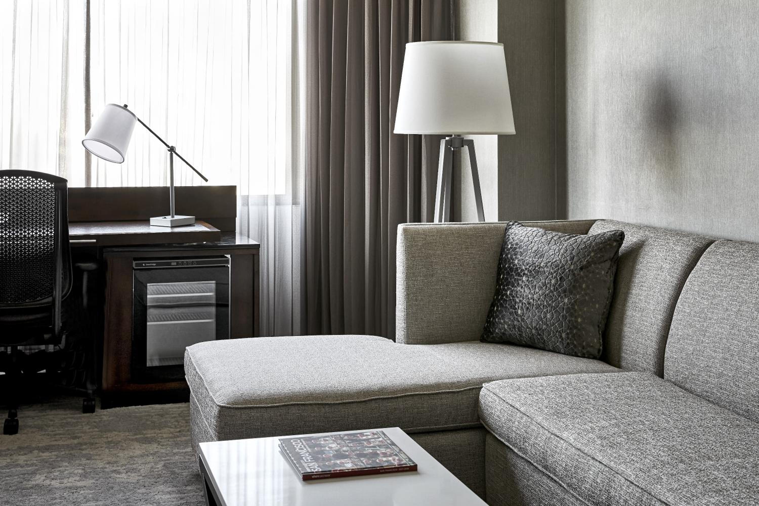 Junior King Suite with Sofa Bed