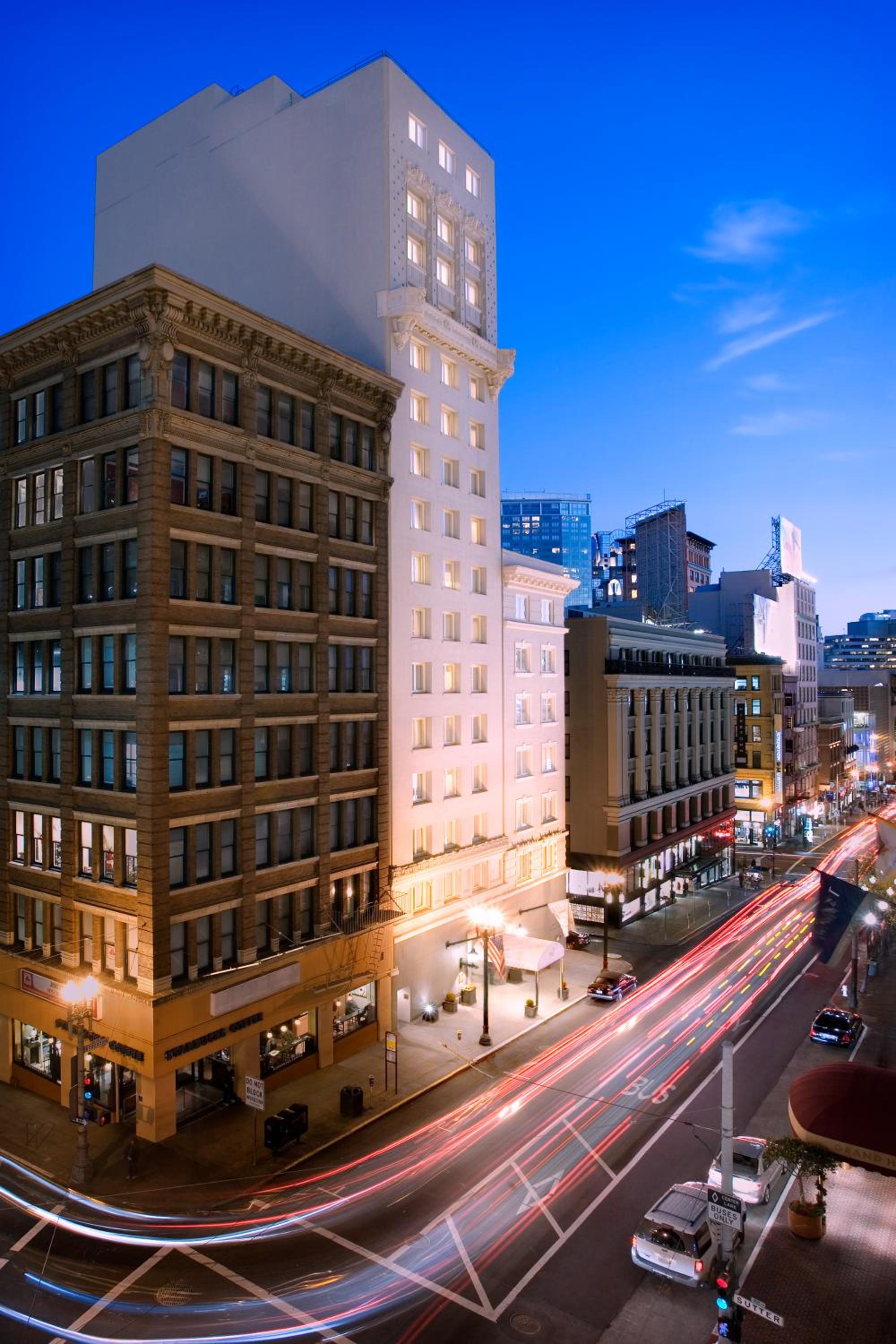 Campton 1 Bedroom Suite King Bed