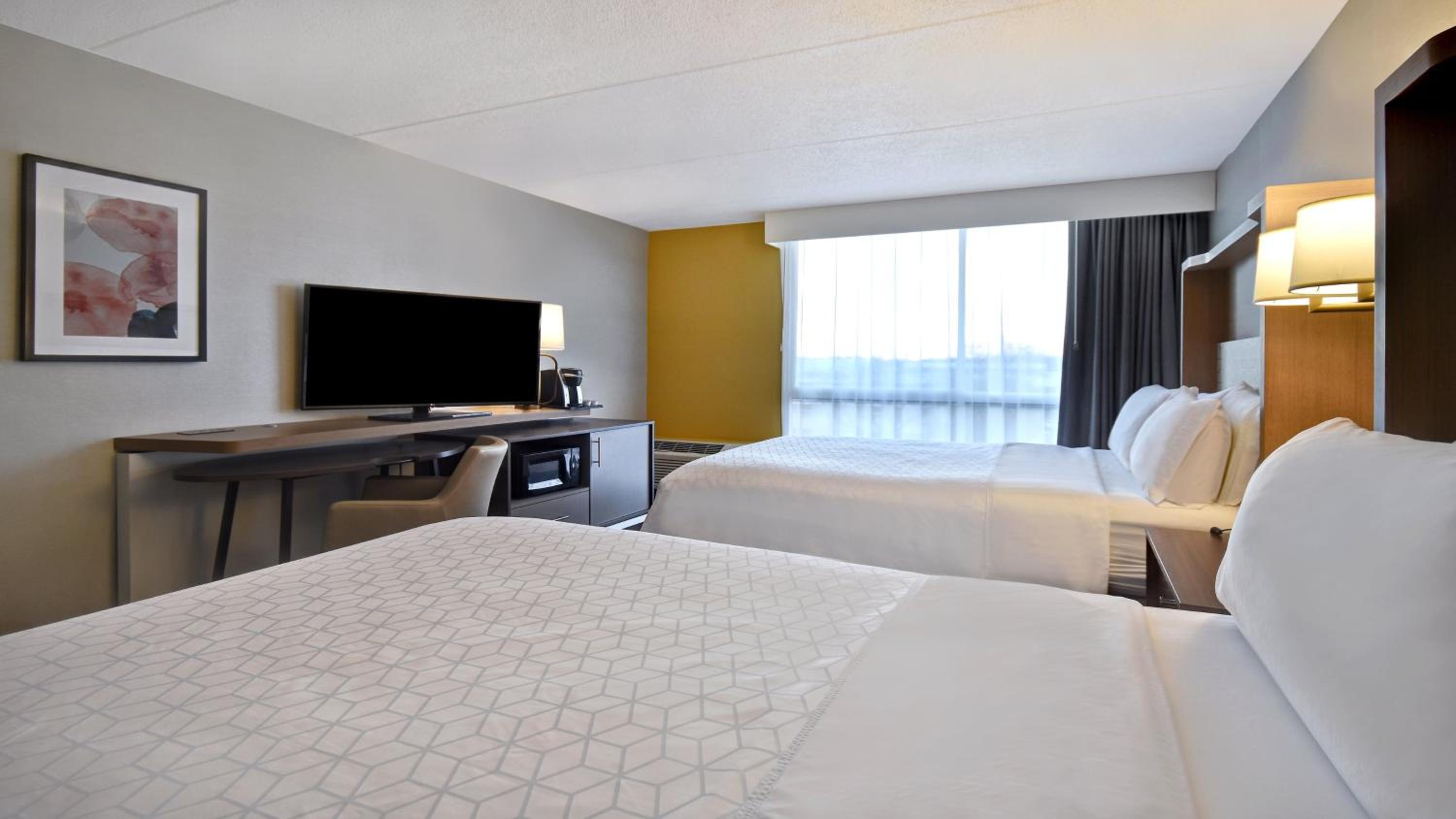 Standard Room with Two Queen Beds