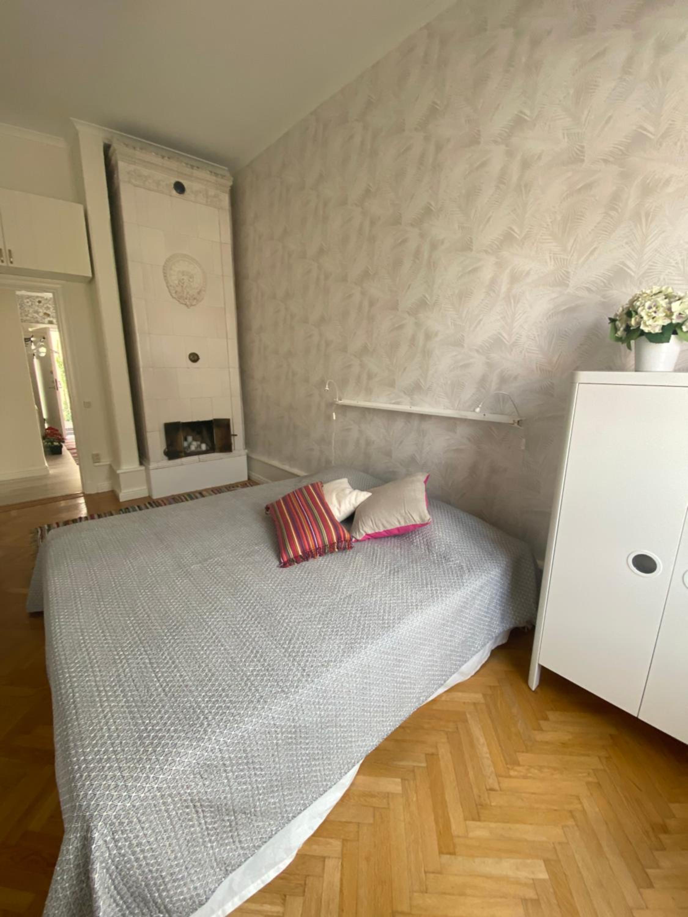 Apartment with Balcony - Annex