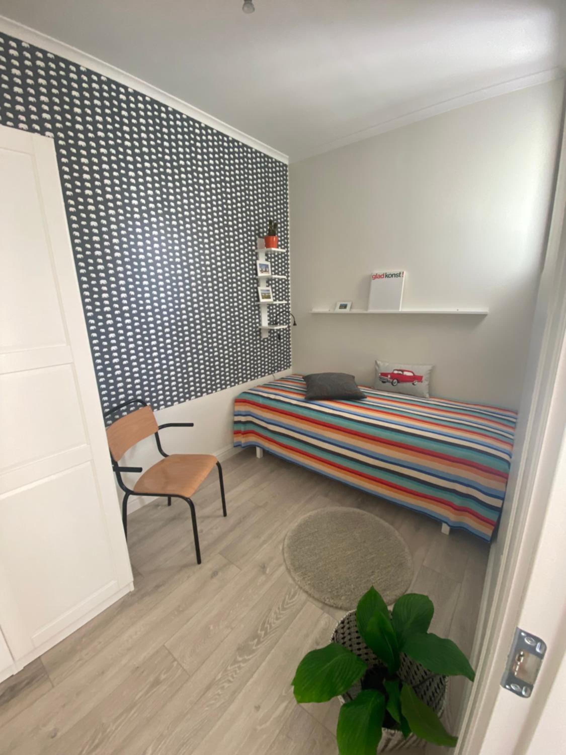 Apartment with Balcony - Annex