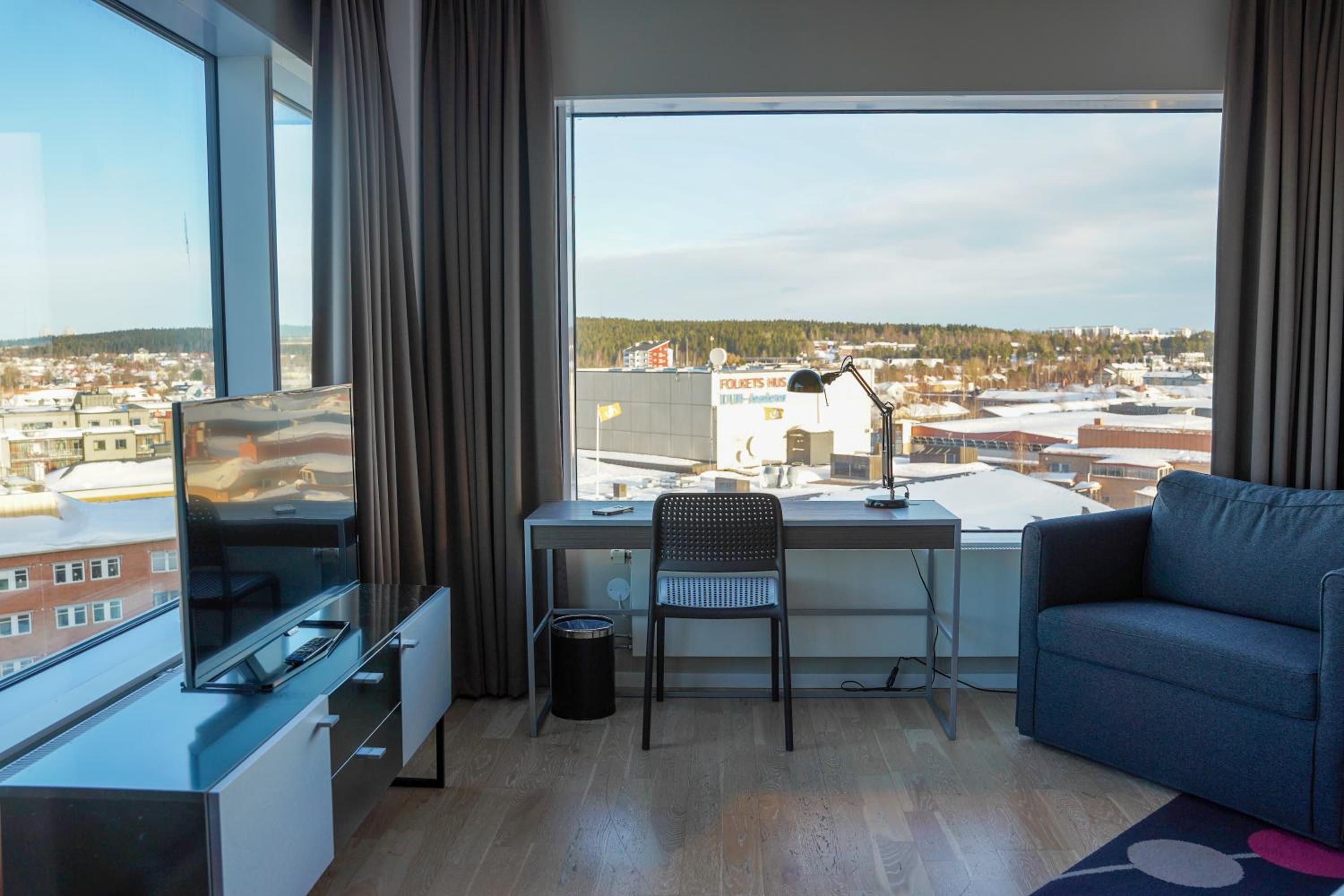 Corner Double Room
