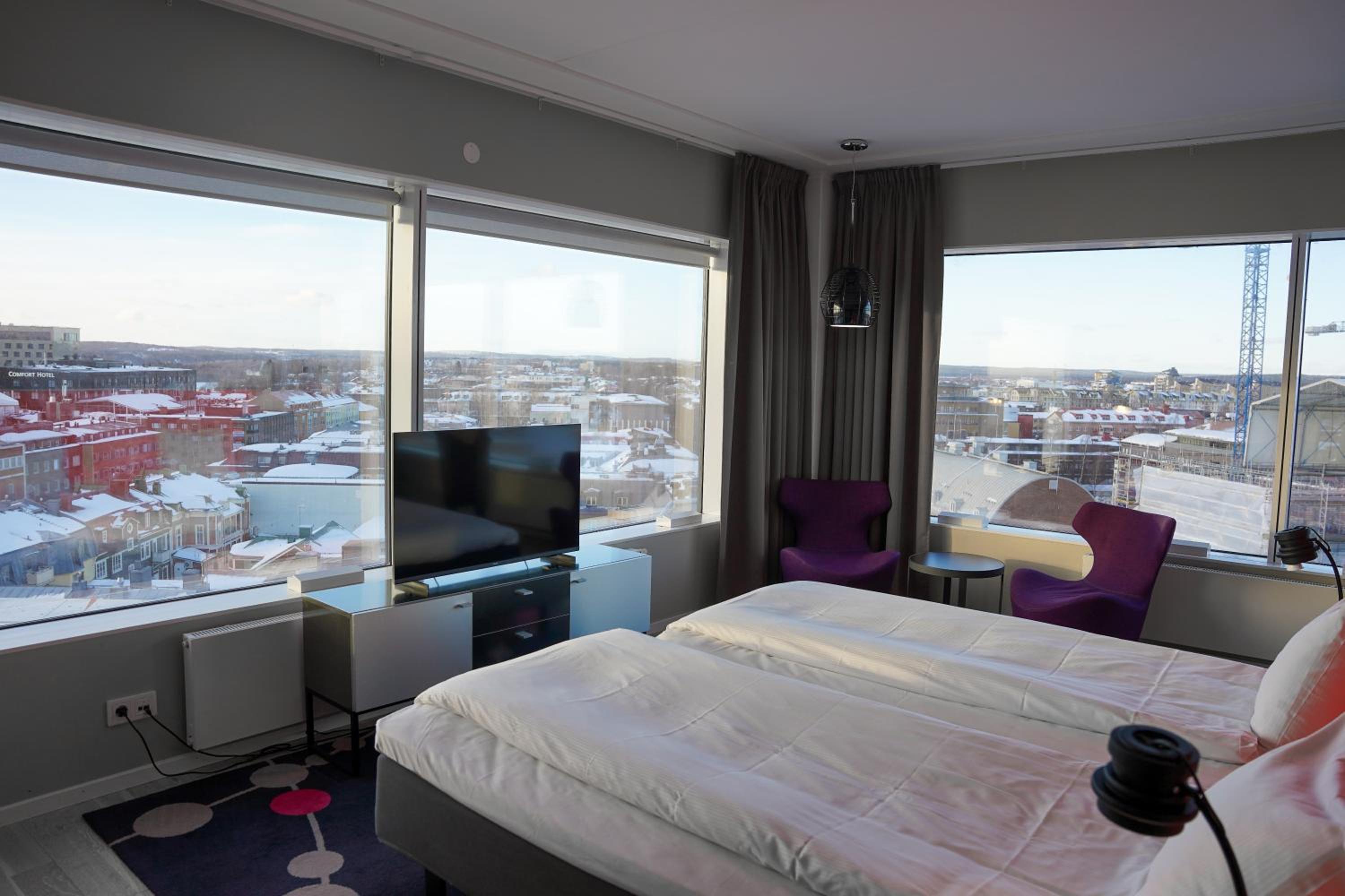 Corner Double Room