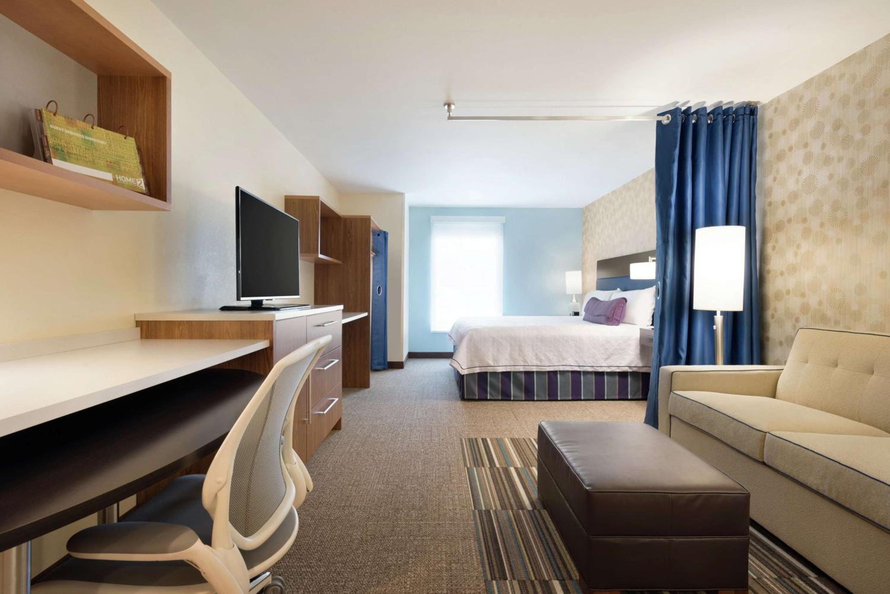 King Studio Suite - Hearing Access/Non-Smoking
