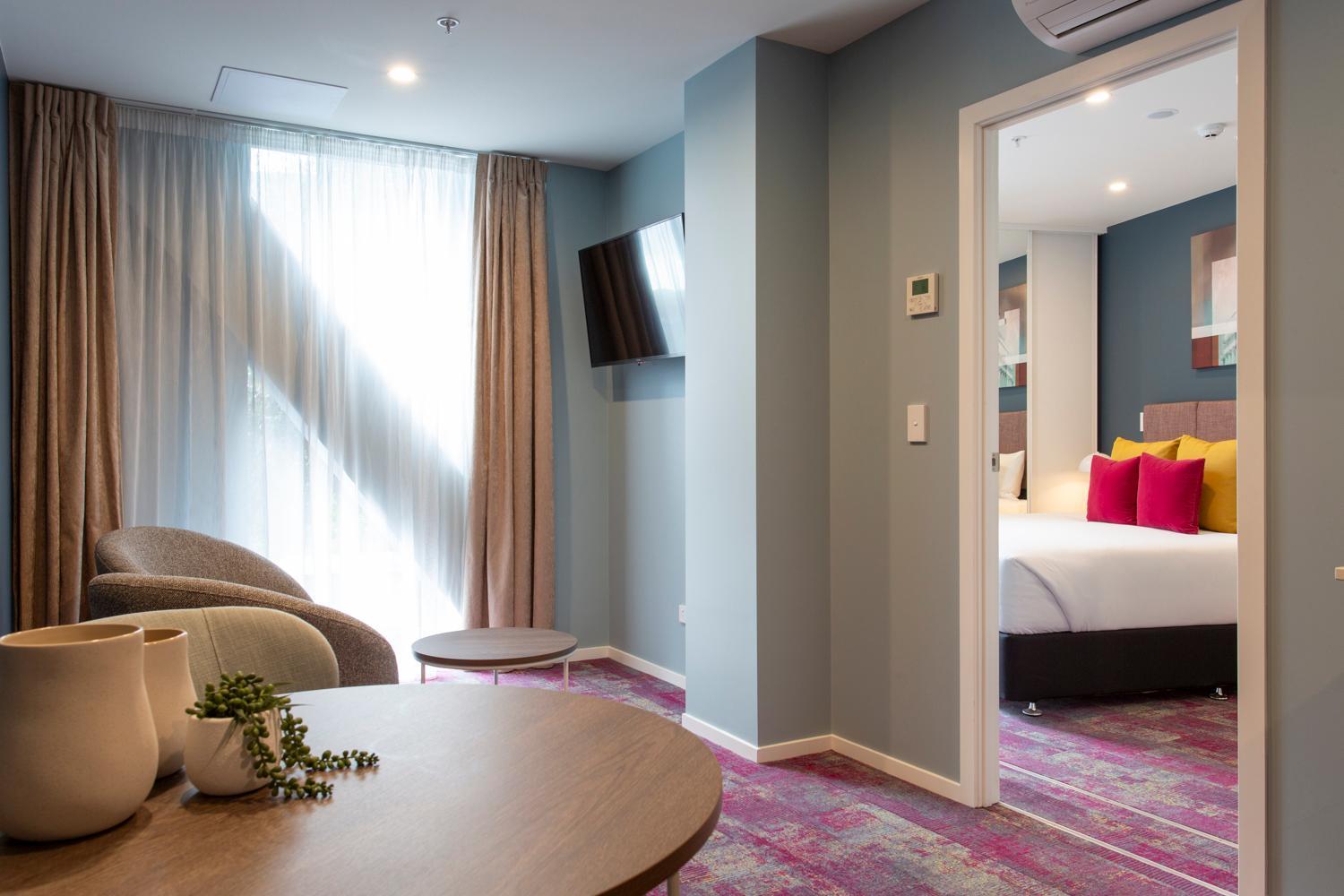 One-Bedroom Apartment with King Bed