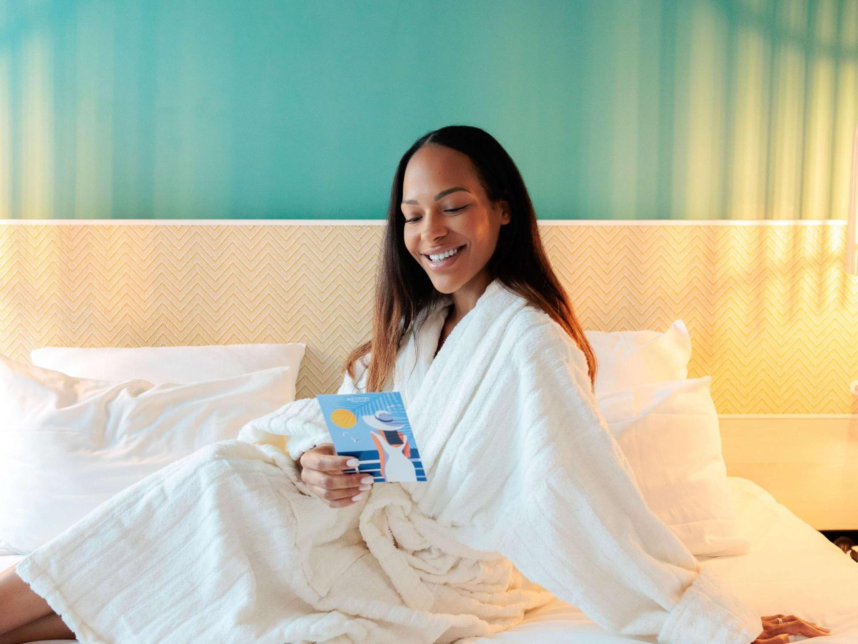 Riviera Junior Suite with Terrace and Sea View 