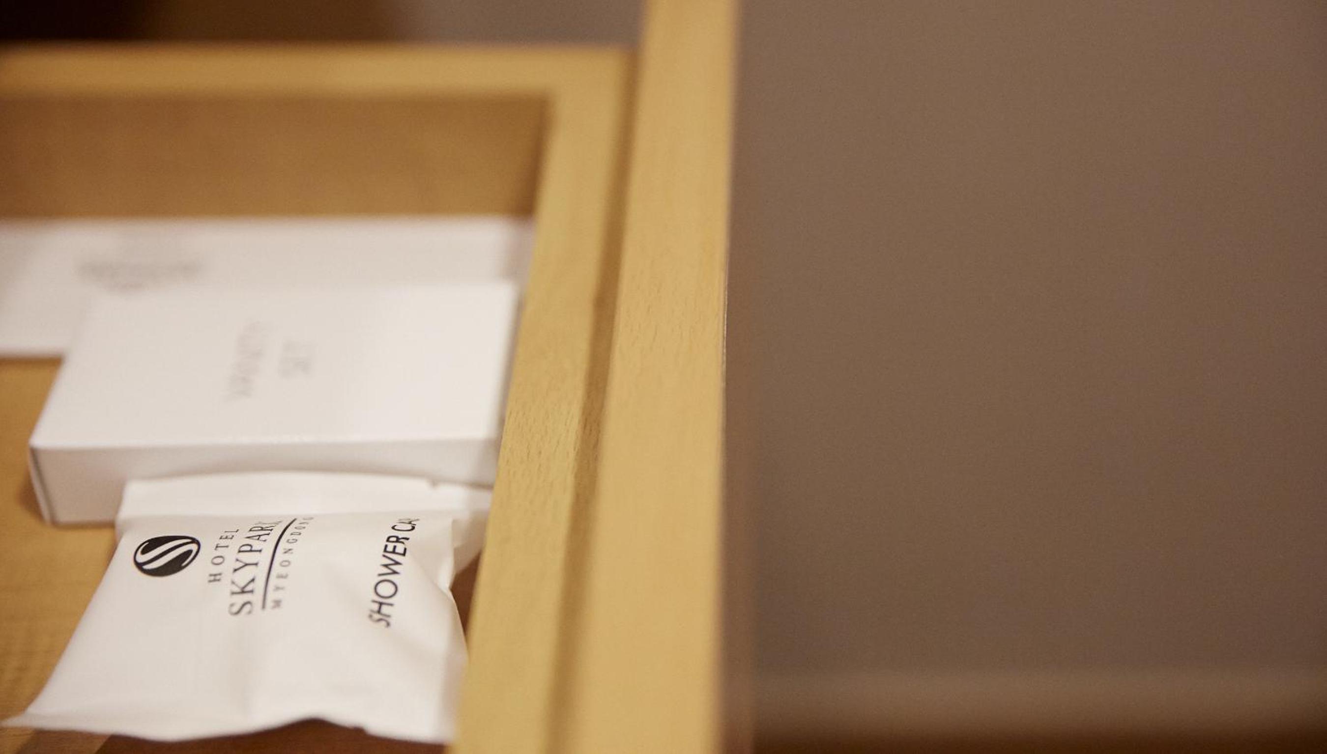 Standard Double (To go meal+Bath or Shower)