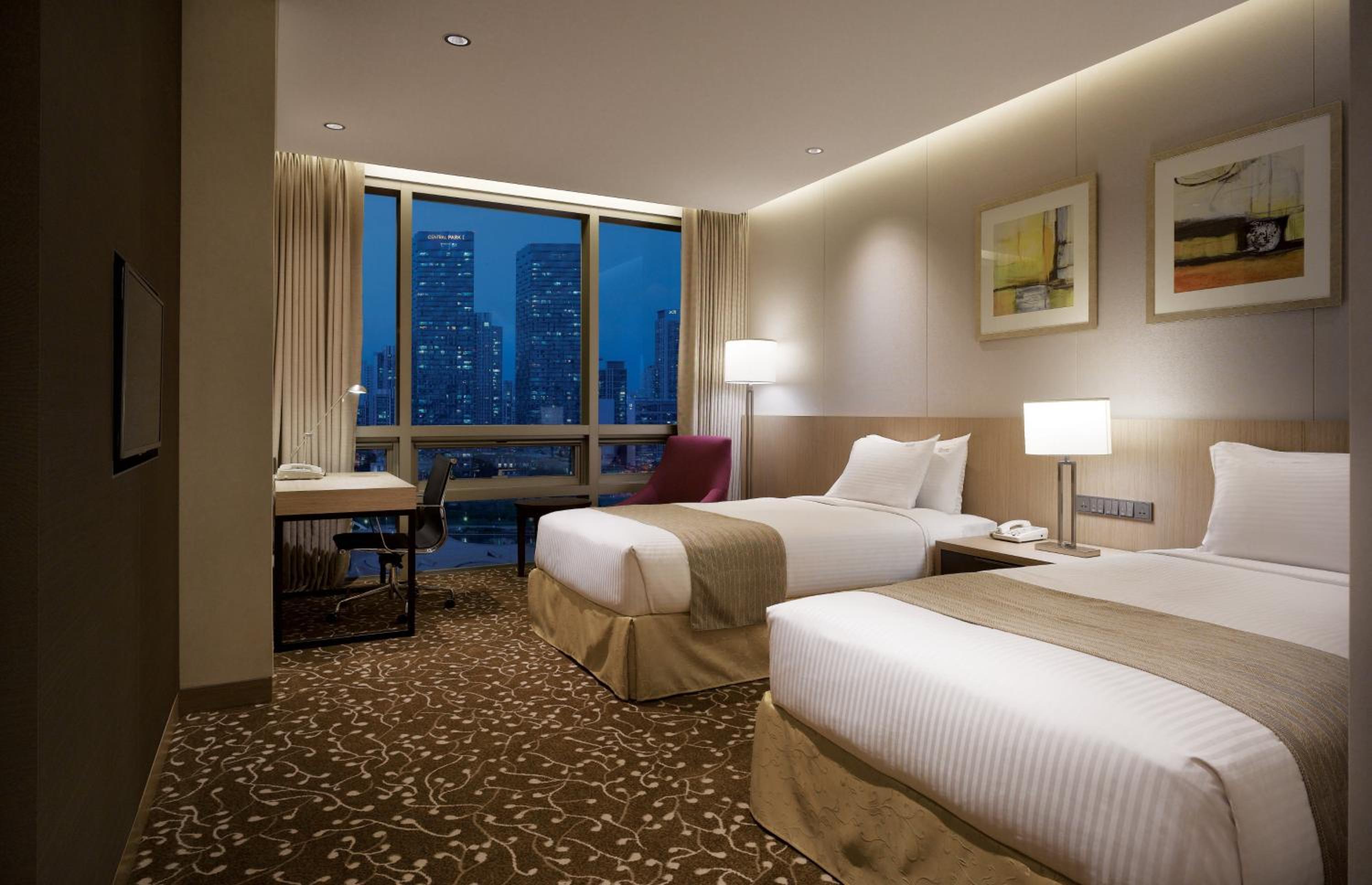 Premium Twin Room - High Floor