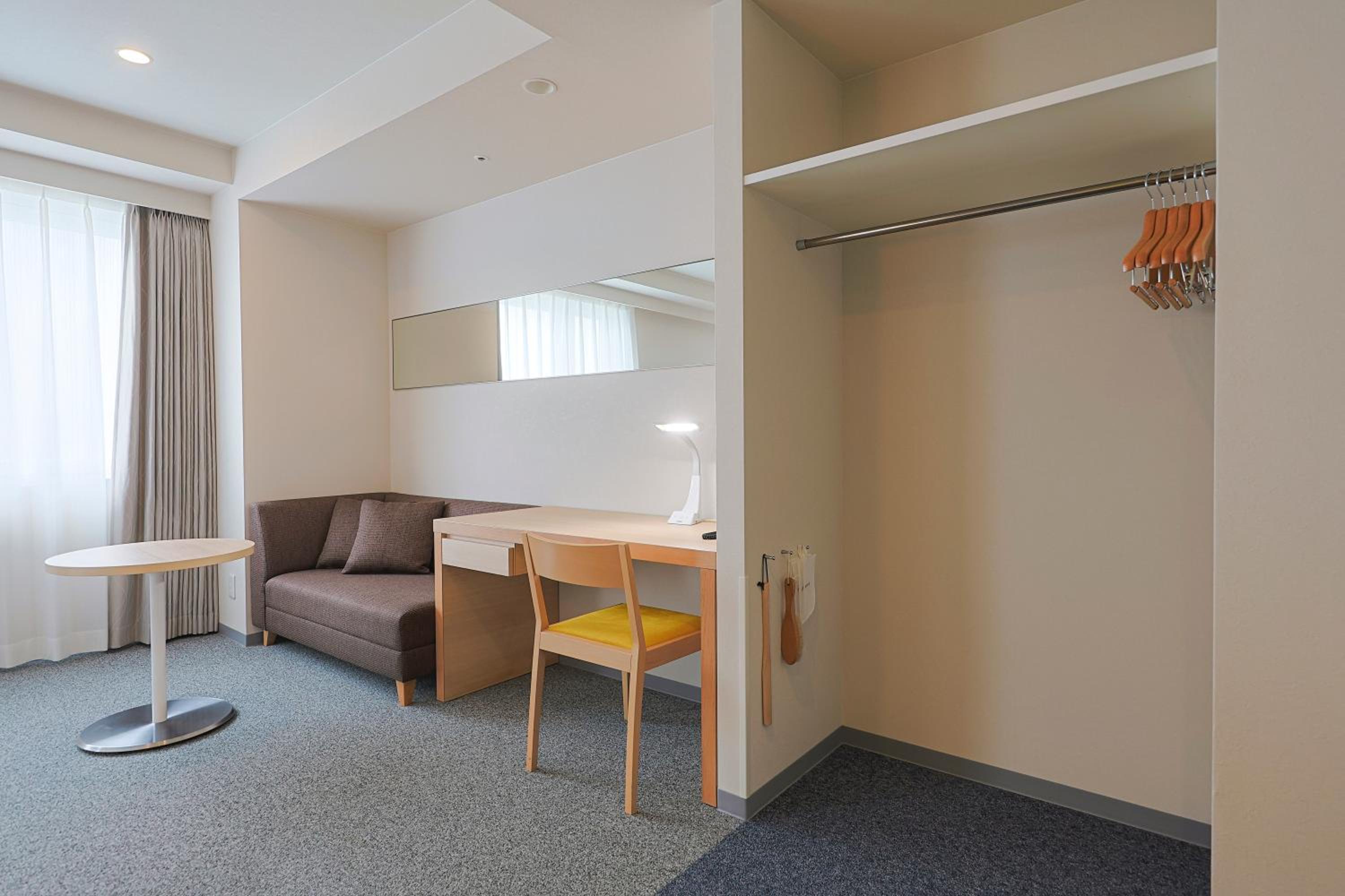 Deluxe Twin Room (1 Adult) - Non-Smoking