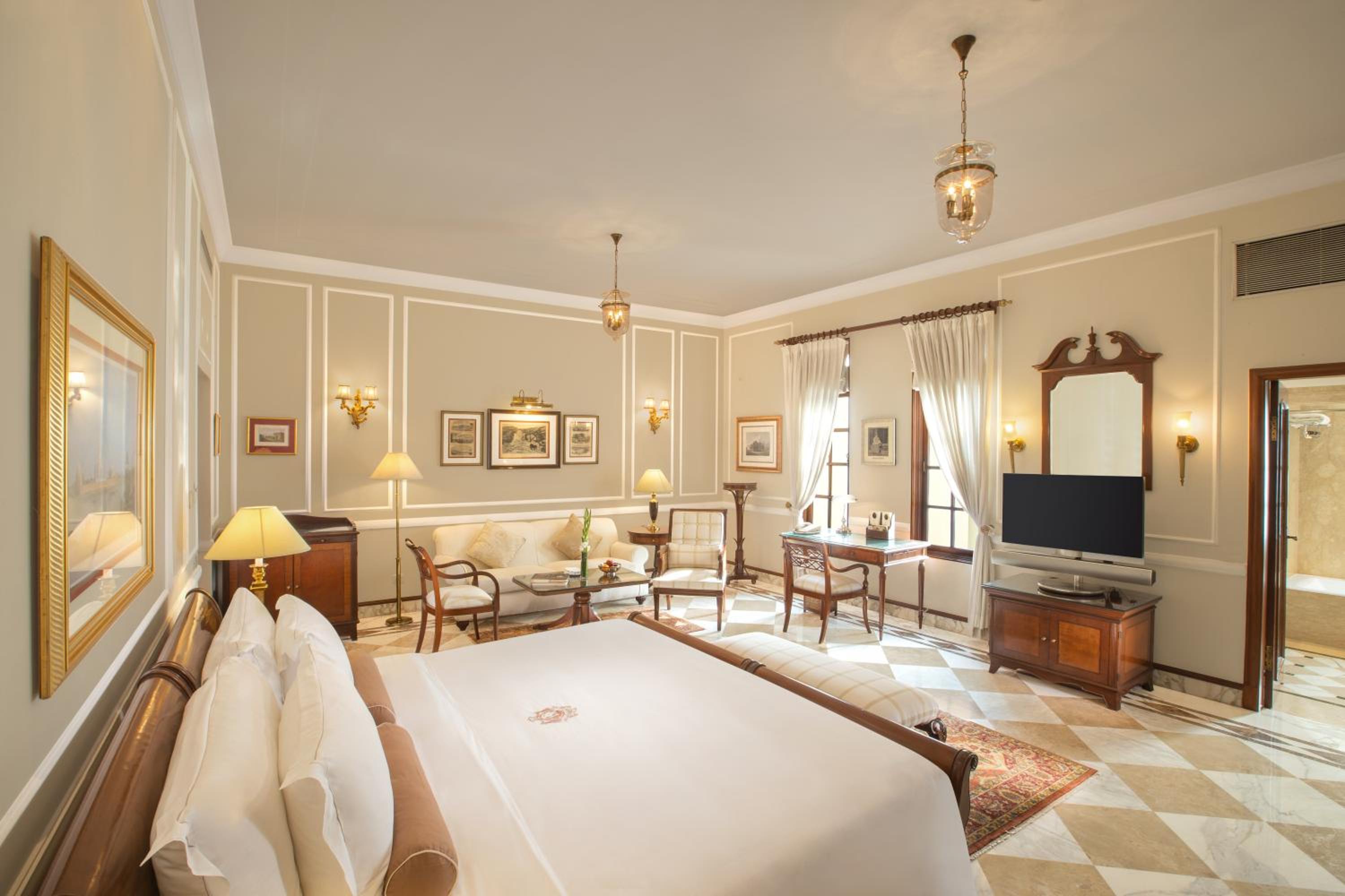 Grand Heritage Room