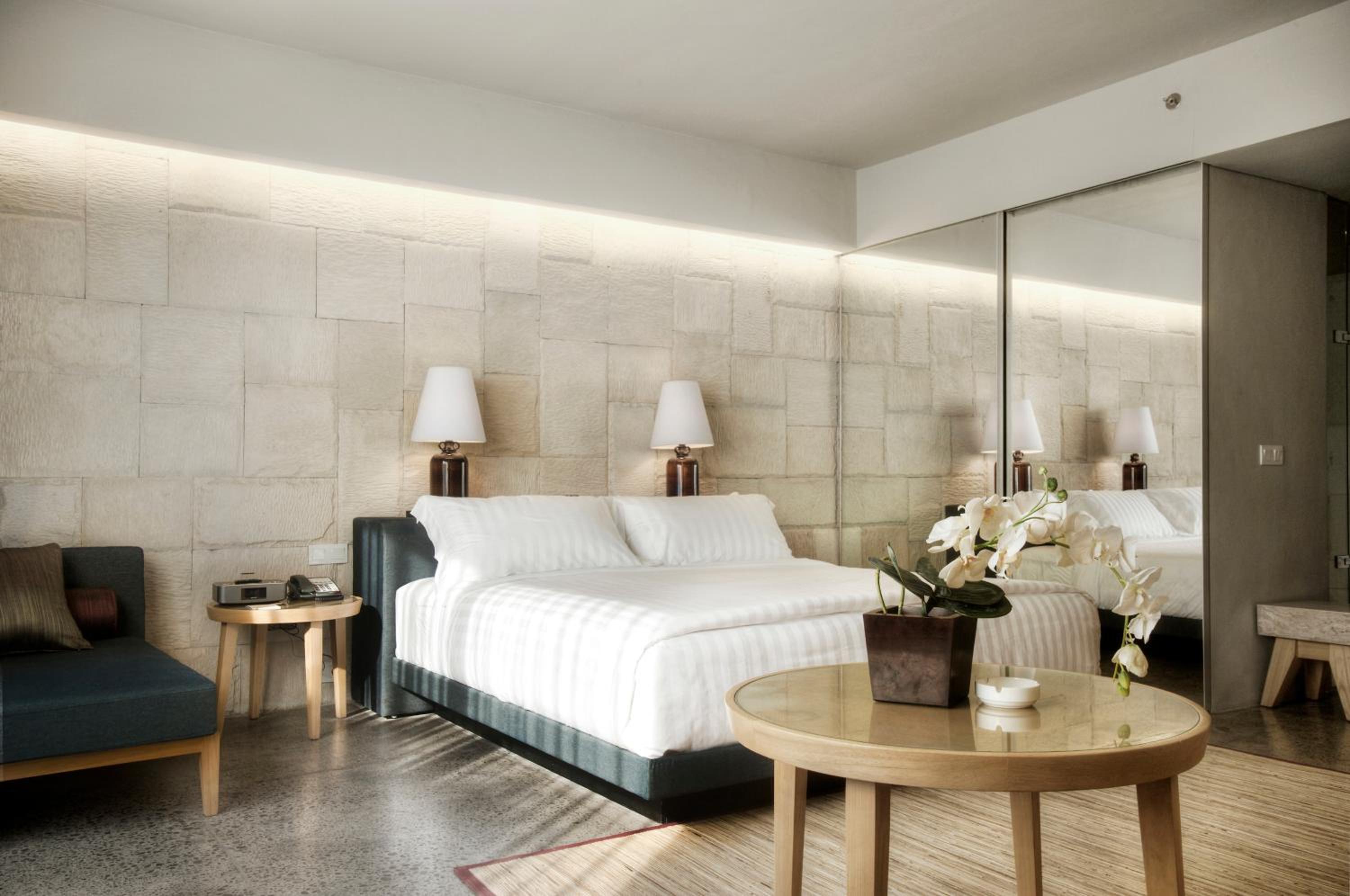 Suite with City View