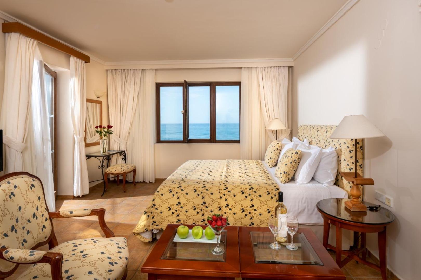Μythica Two Bedroom Family Suite