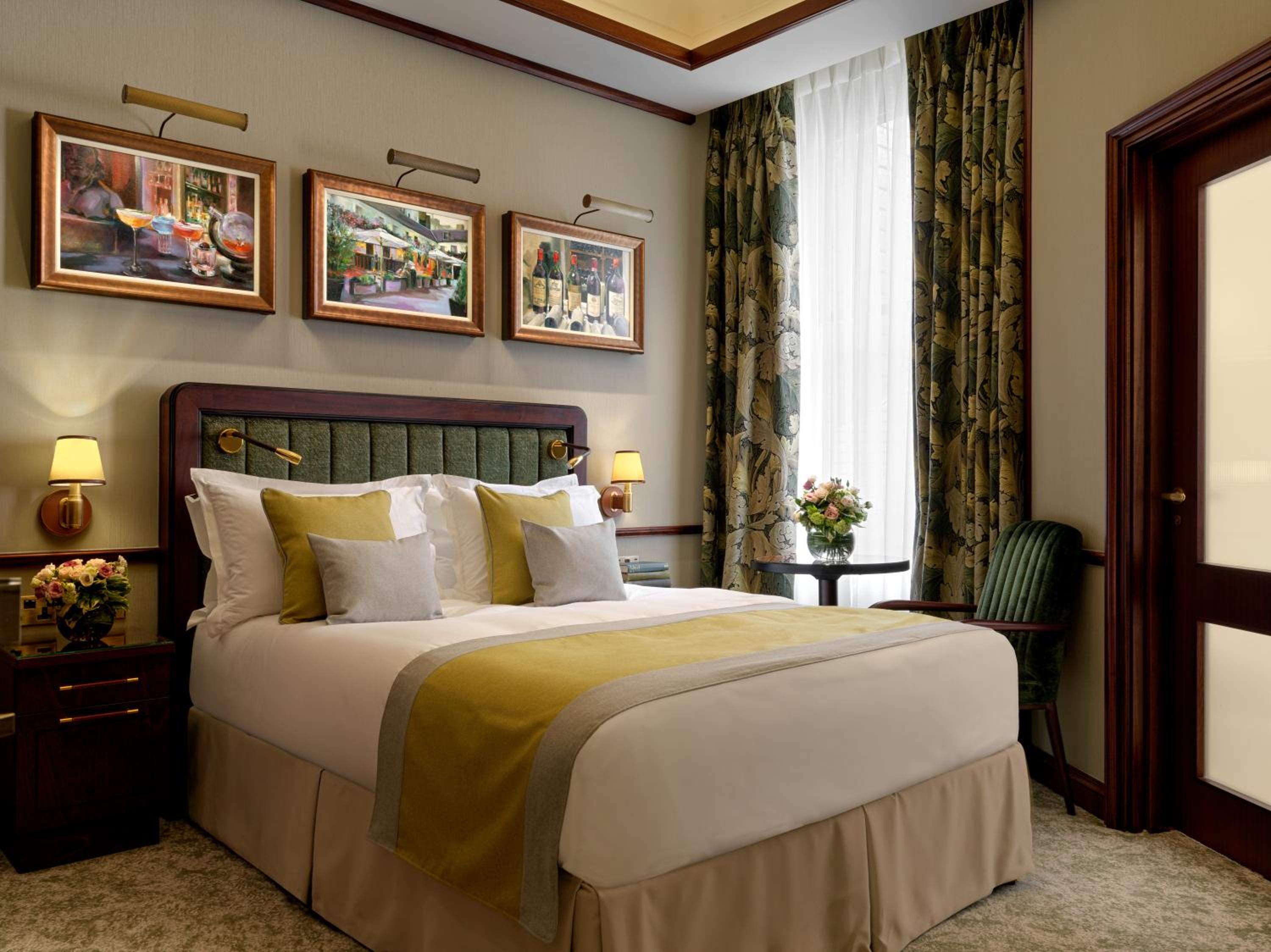 Classic Queen Room