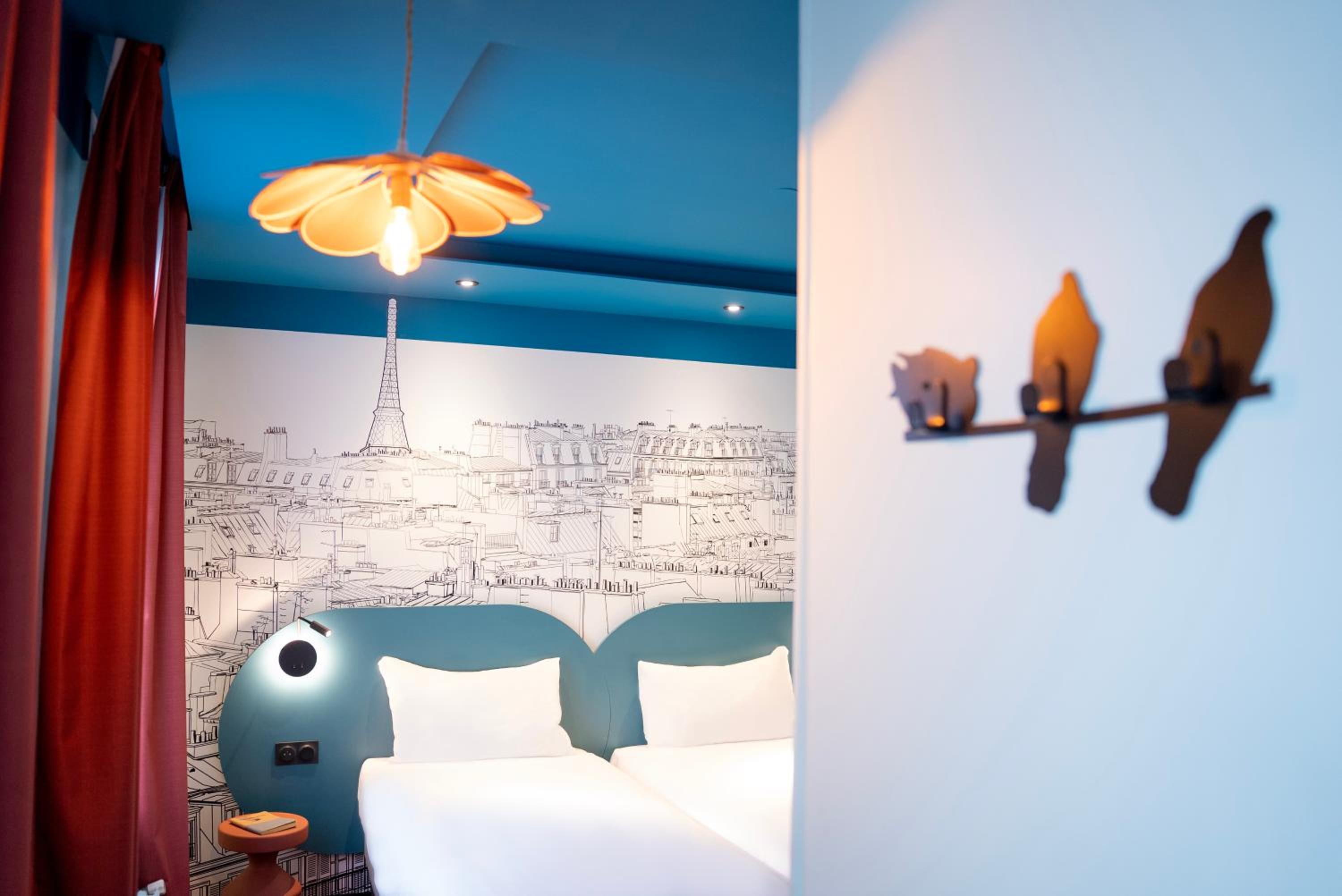 Standard Room With Three Single Beds