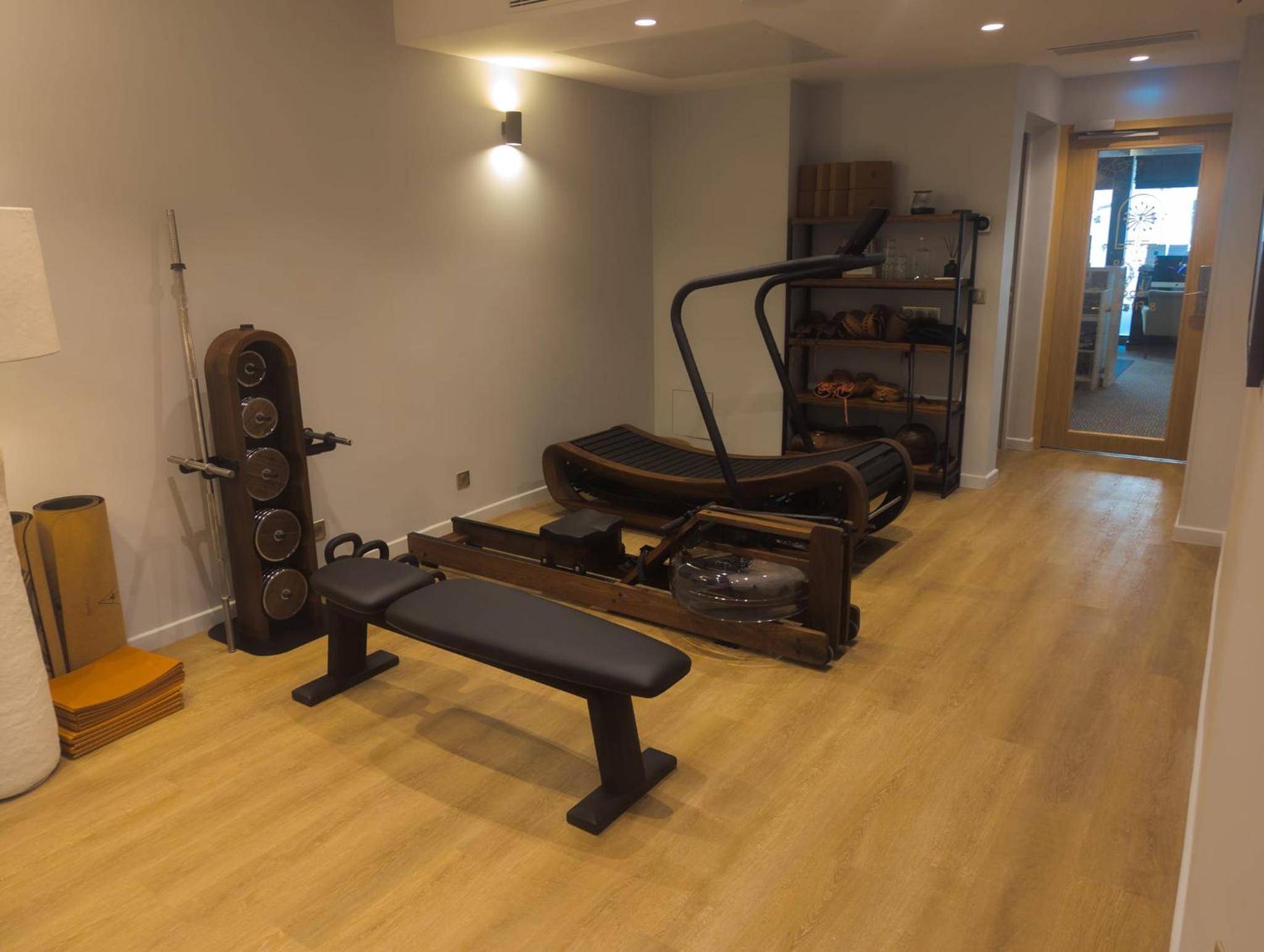 Junior Queen Suite with Sofa Bed