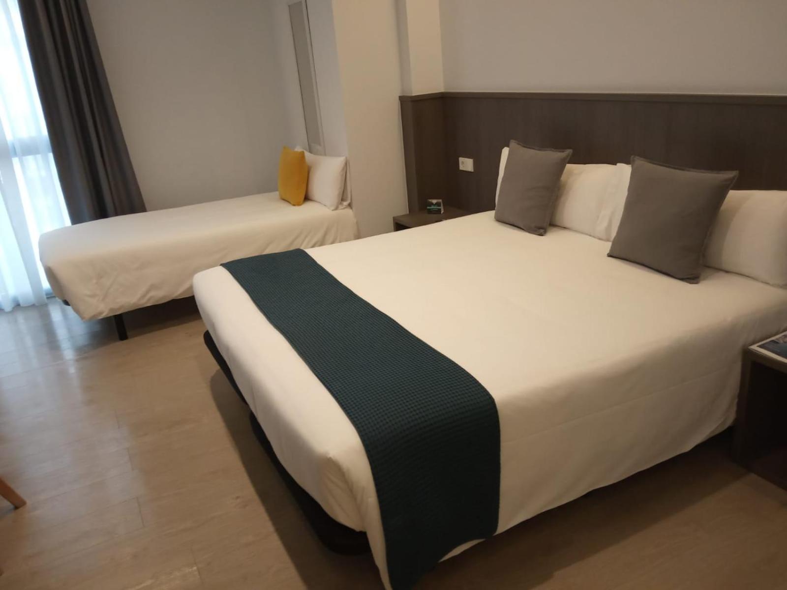 Twin Room with Extra Bed