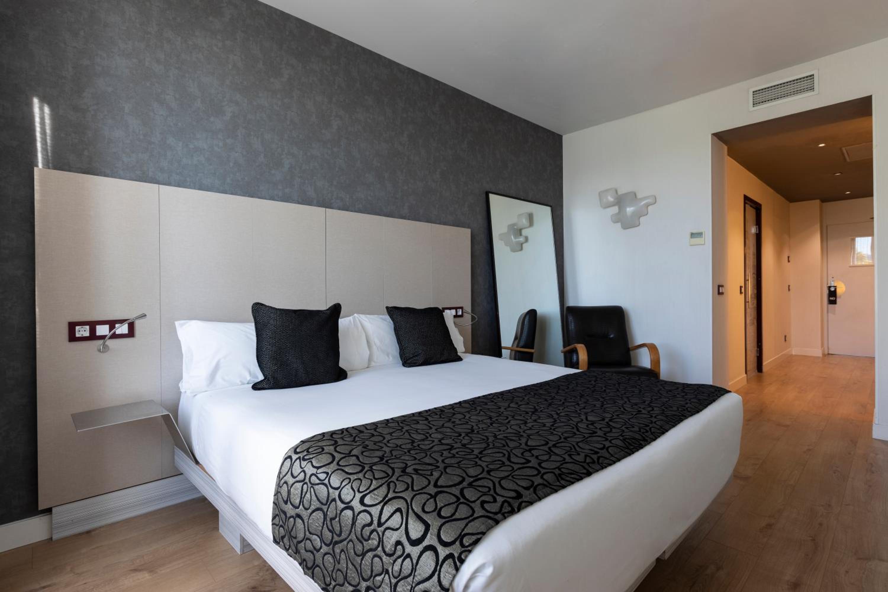 Quadruple Room (4 Adults)