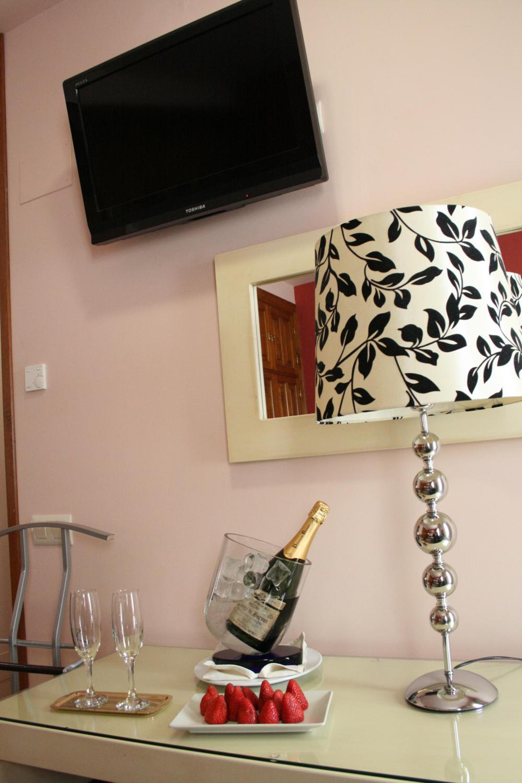 Double Or Twin Room (1-2 Adults)