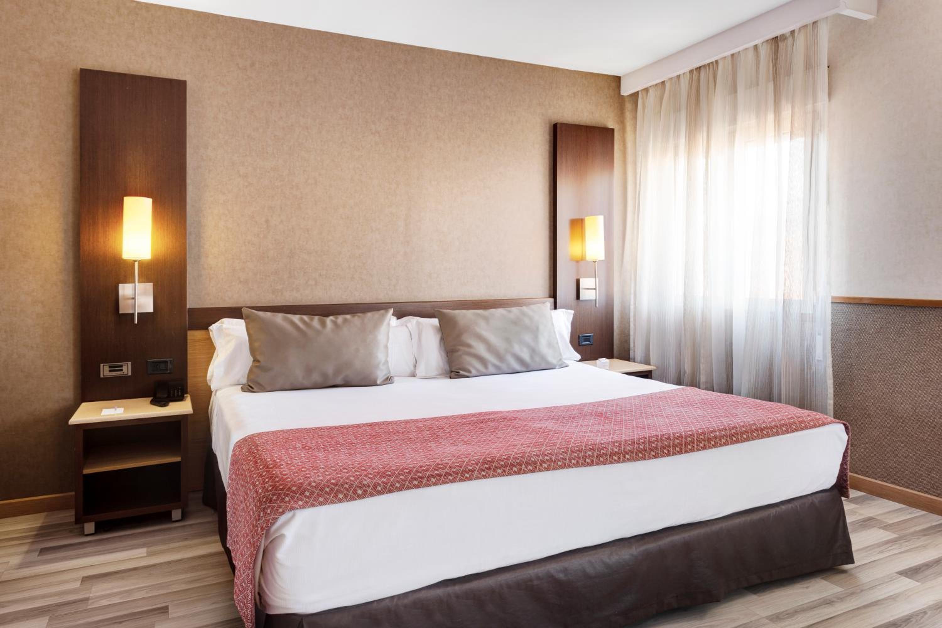 Triple Room (2 Adults + 1 Child)