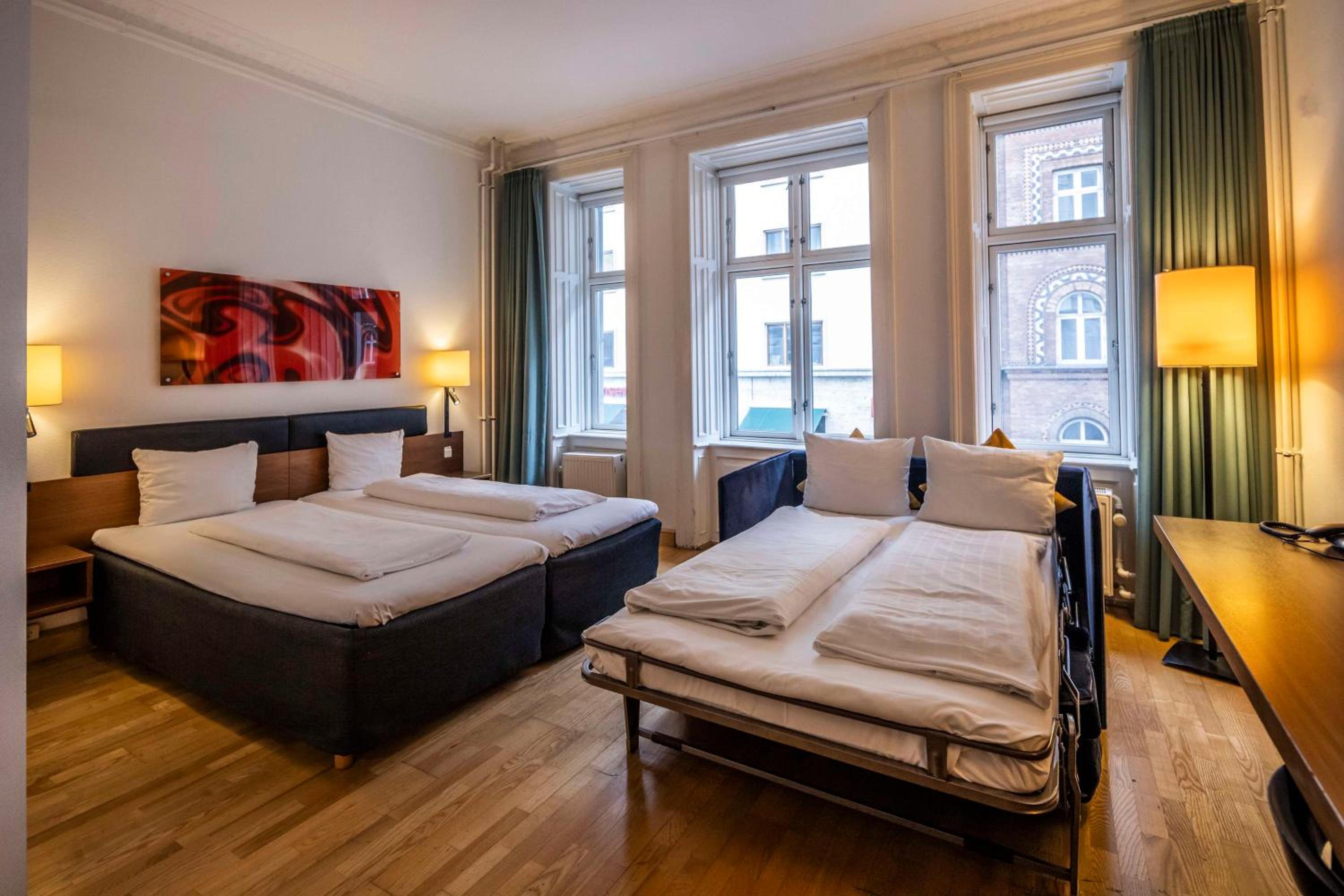 Superior Twin Plus Room