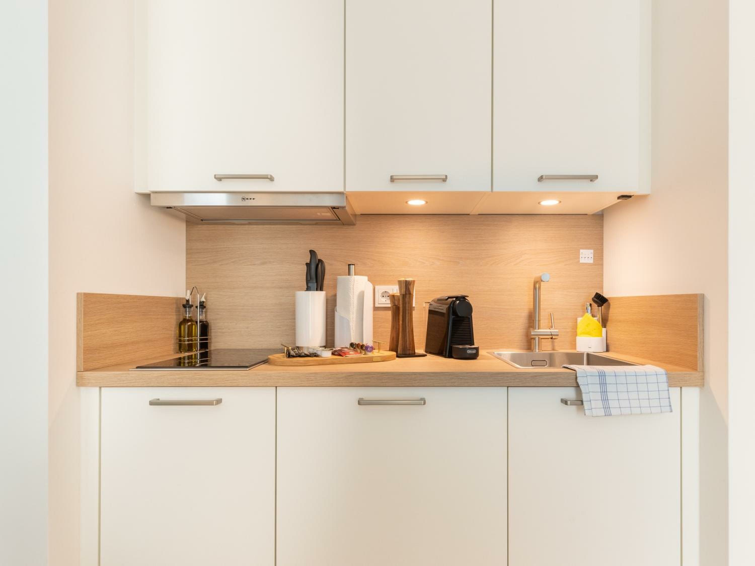 Suite L with balcony