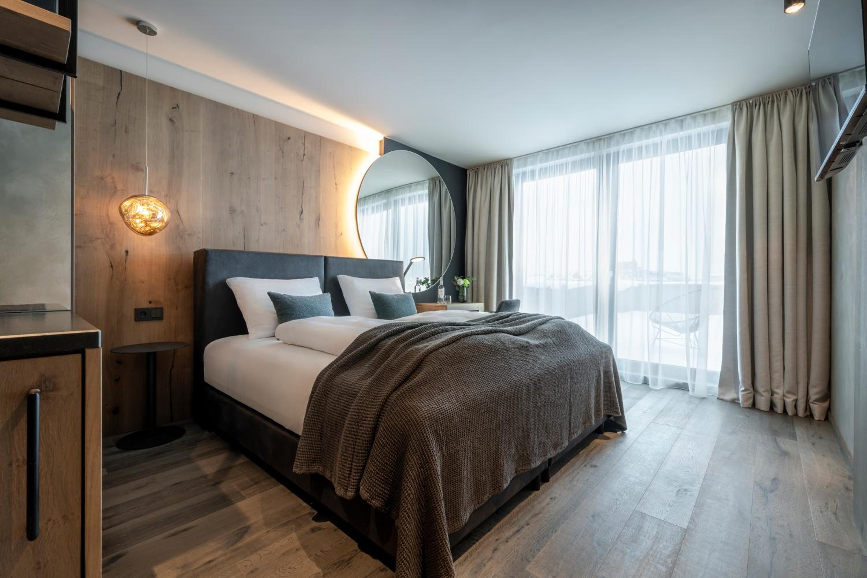 Double Room with Balcony - 750 g