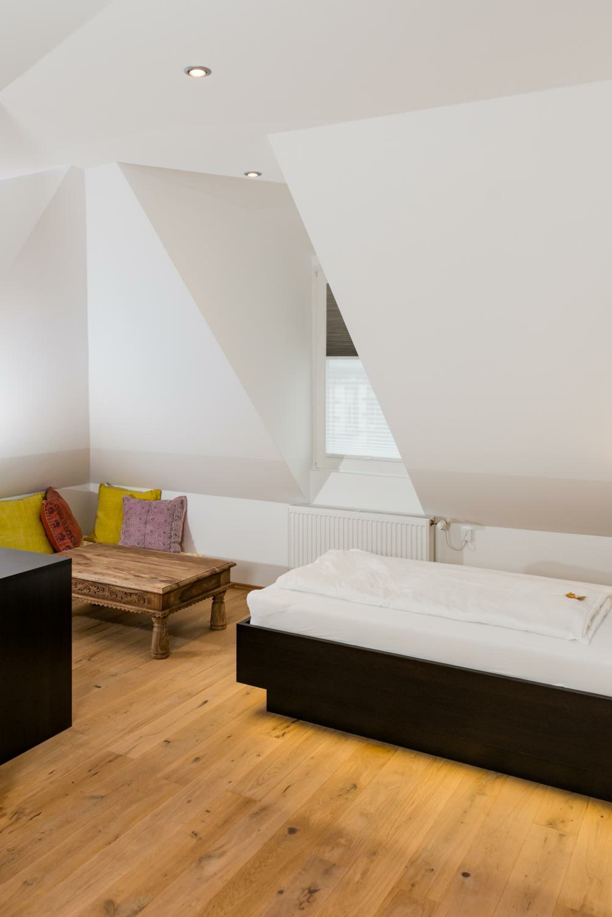 Standard Single Room