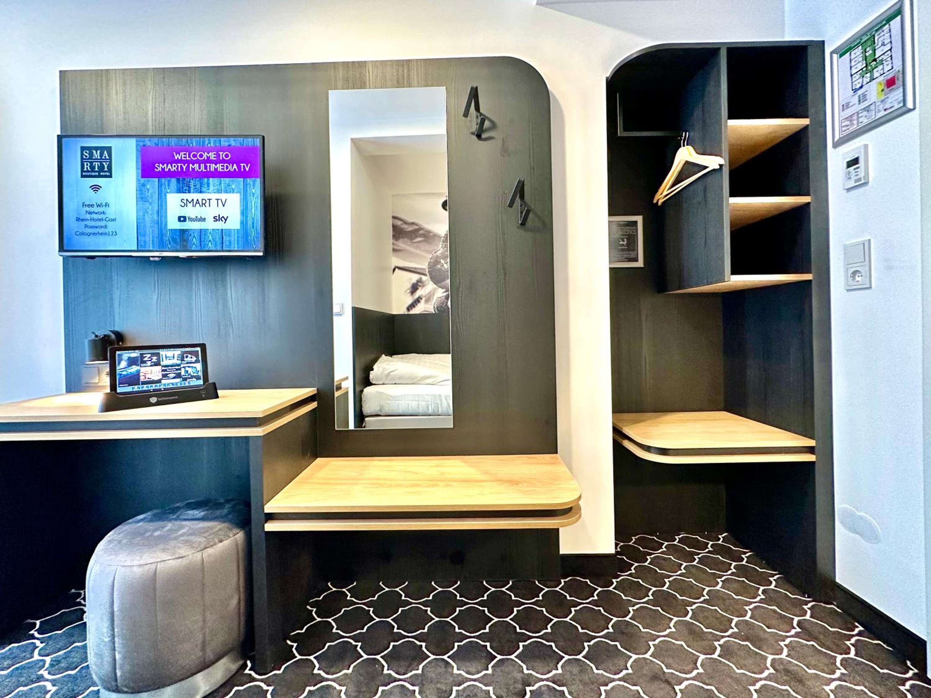 Compact Double Room with River View