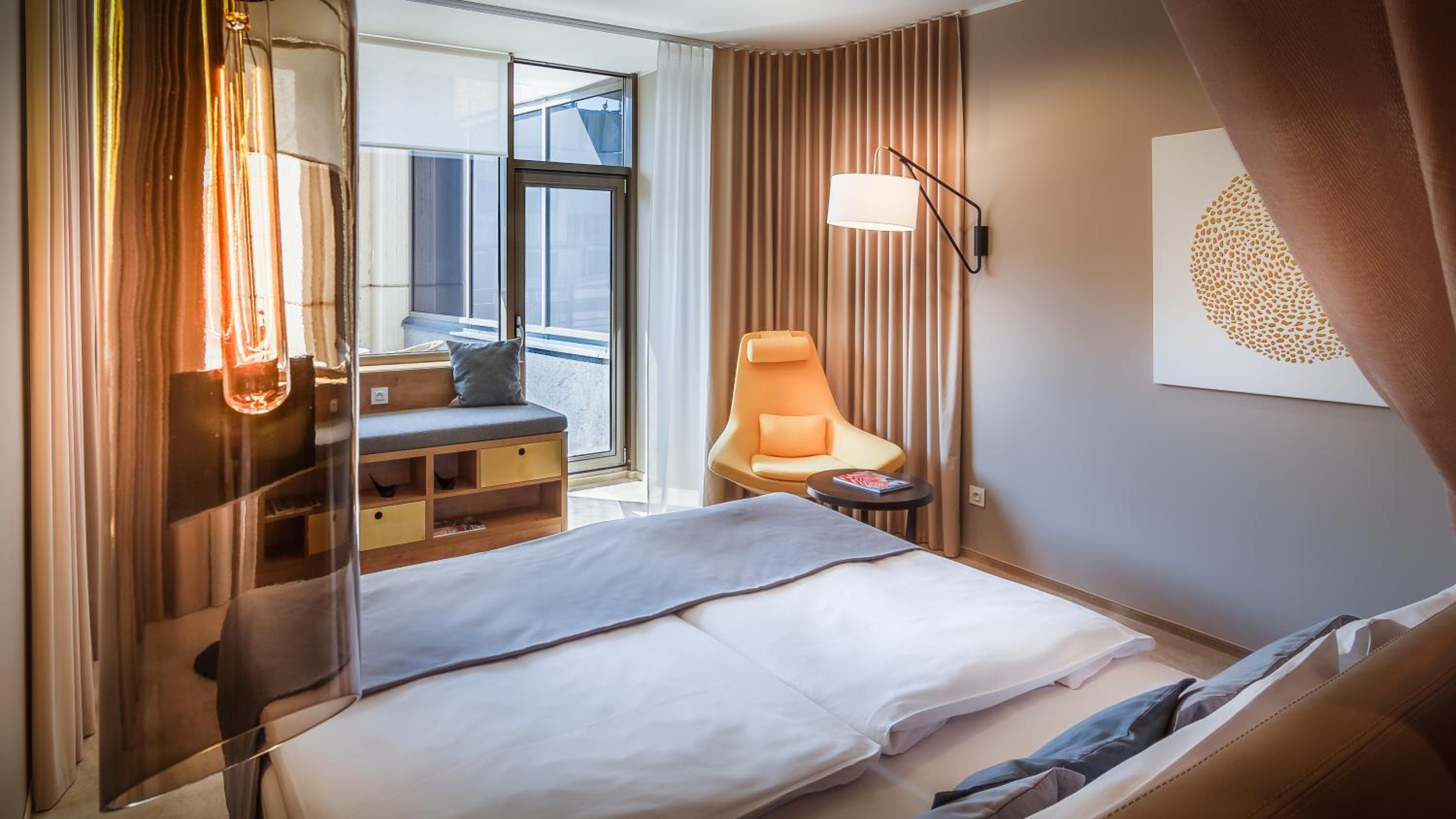 Deluxe Double or Twin room with Castle view and Terrace