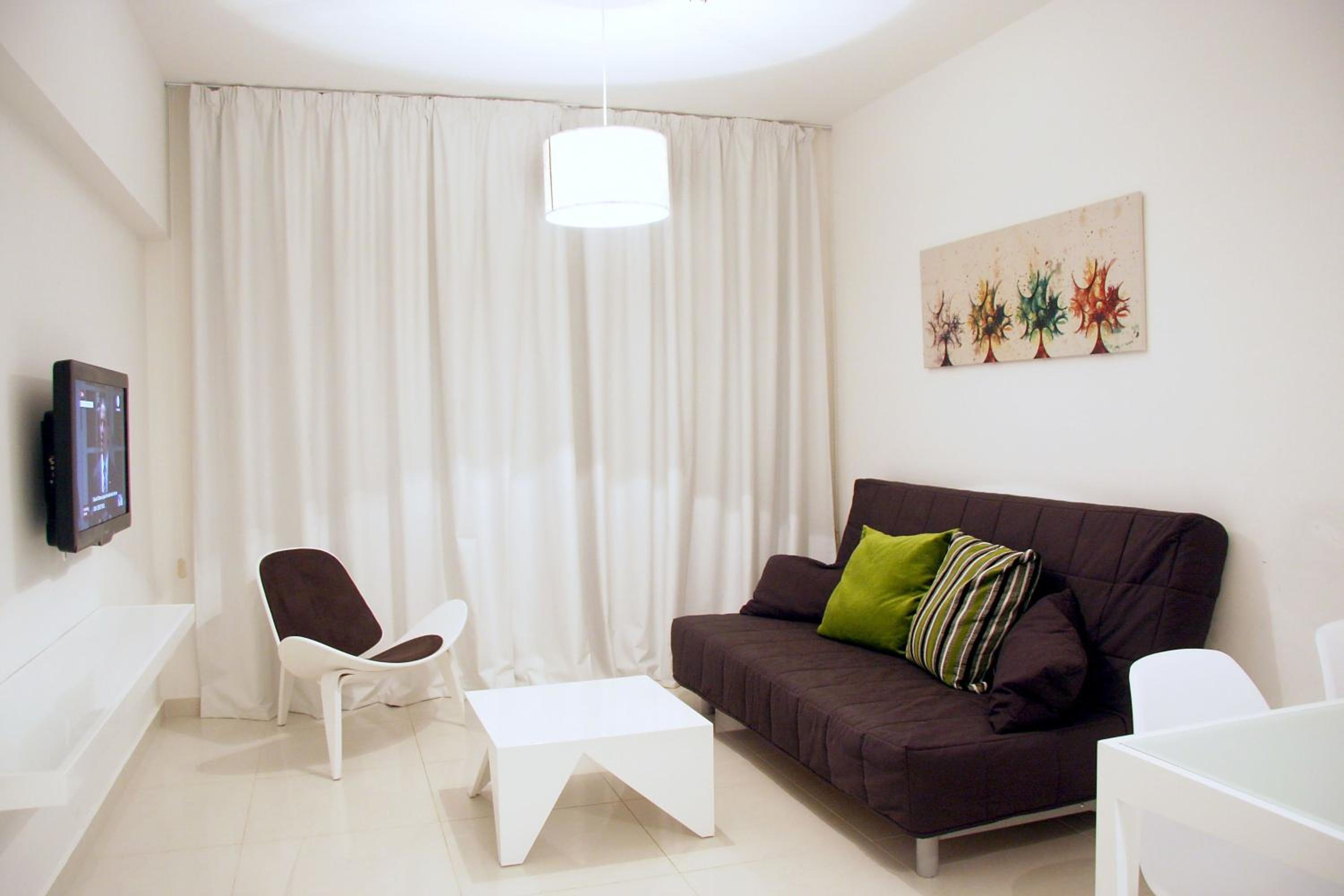 One-Bedroom Suite With Pool View (2 Adults)