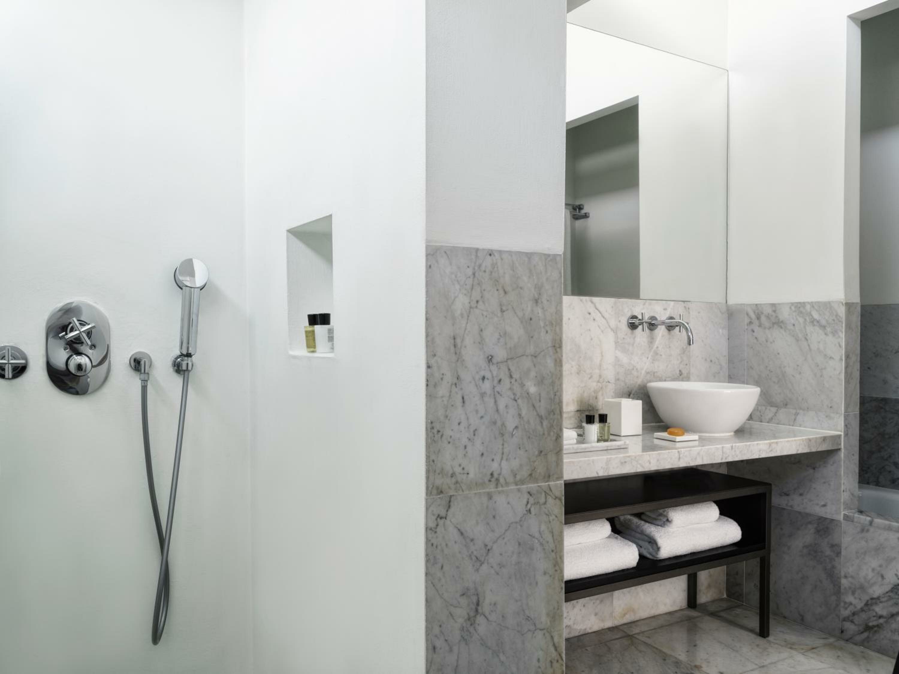  Sea Front Kyma Suite