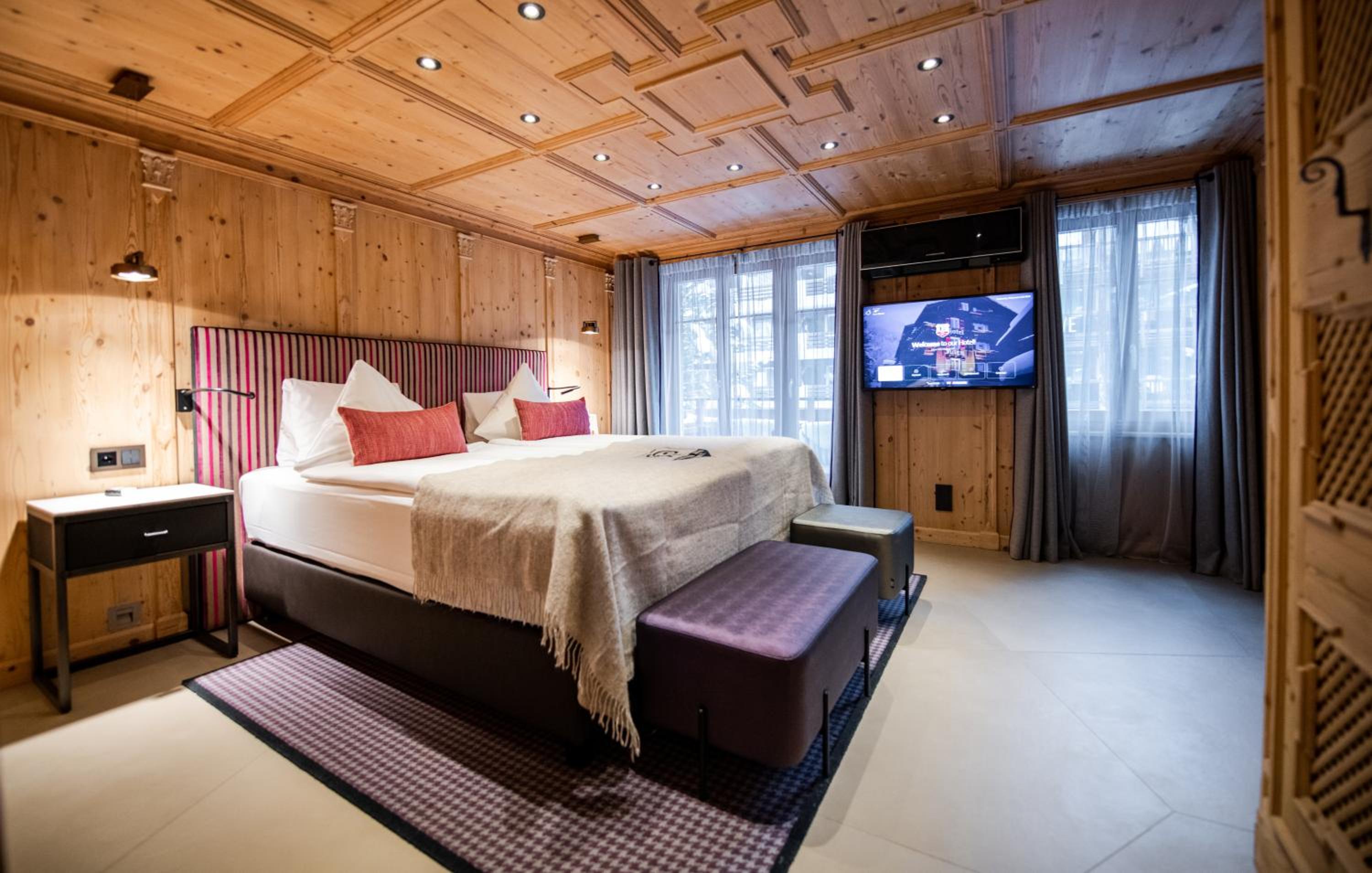 Superior Comfort Room