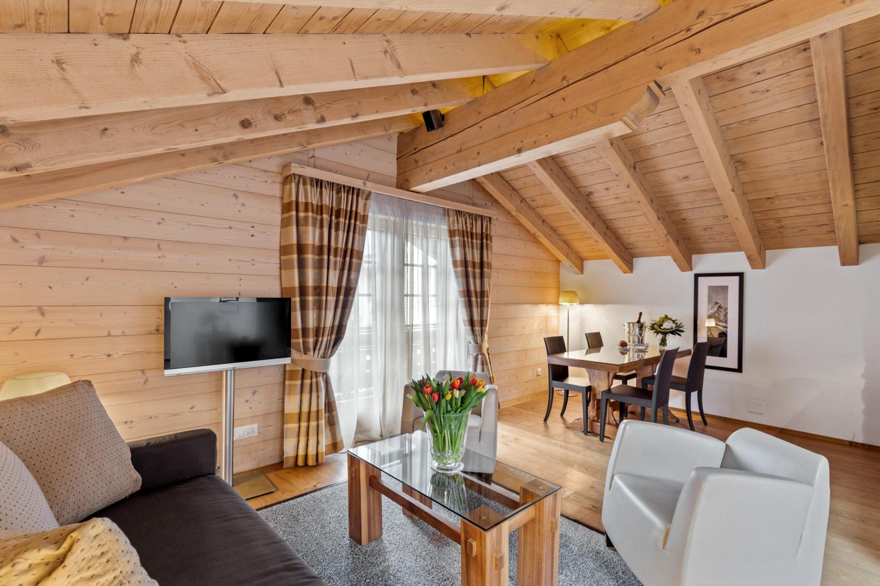 Chalet Suite with Balcony