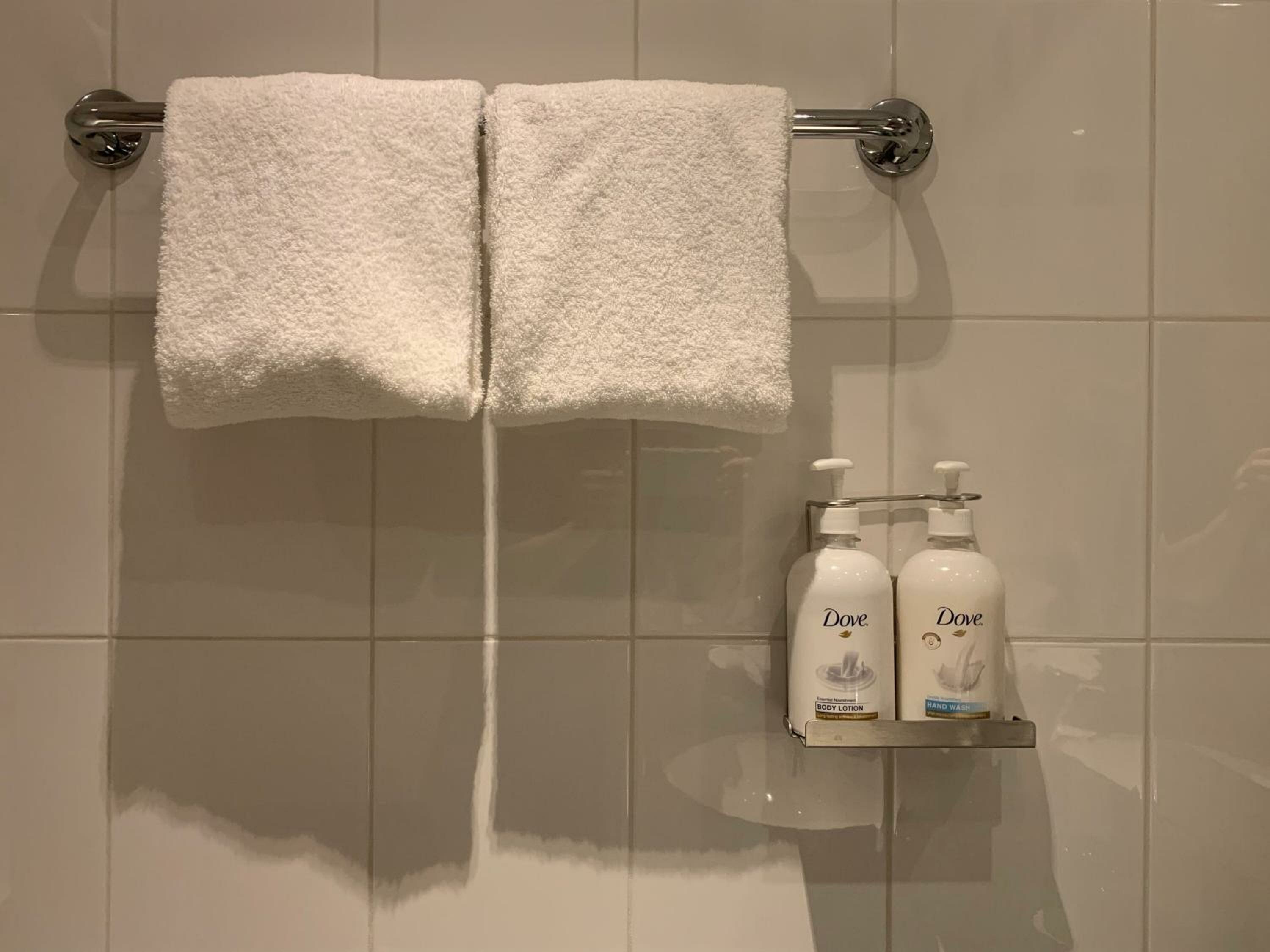 King Room with Mountain View - Non-Smoking