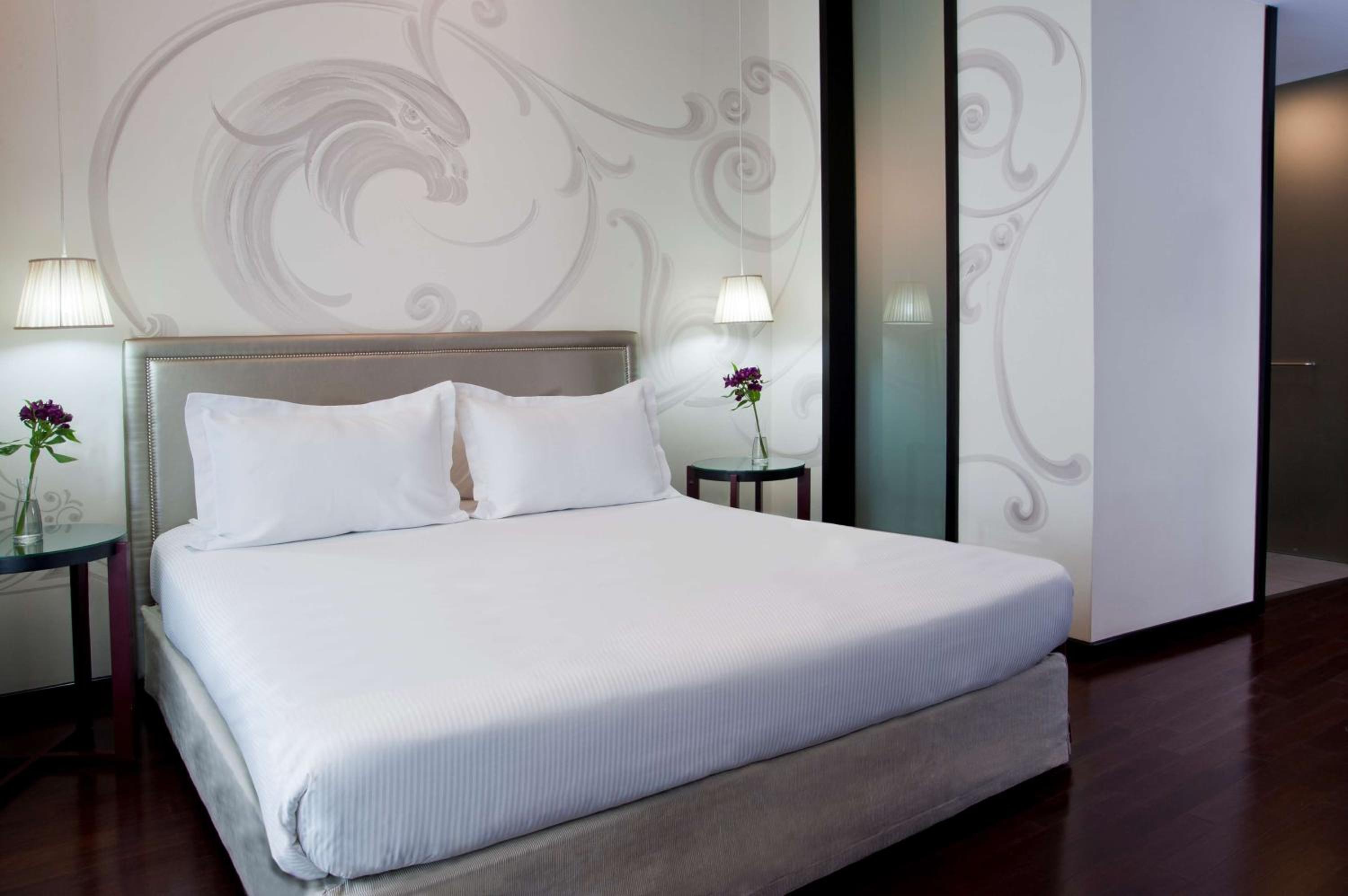 Standard Double Or Twin Room Free Parking Promo