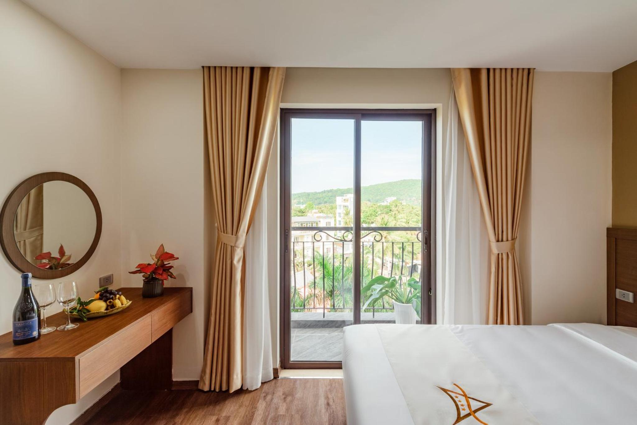 Double or Twin Room with Garden View