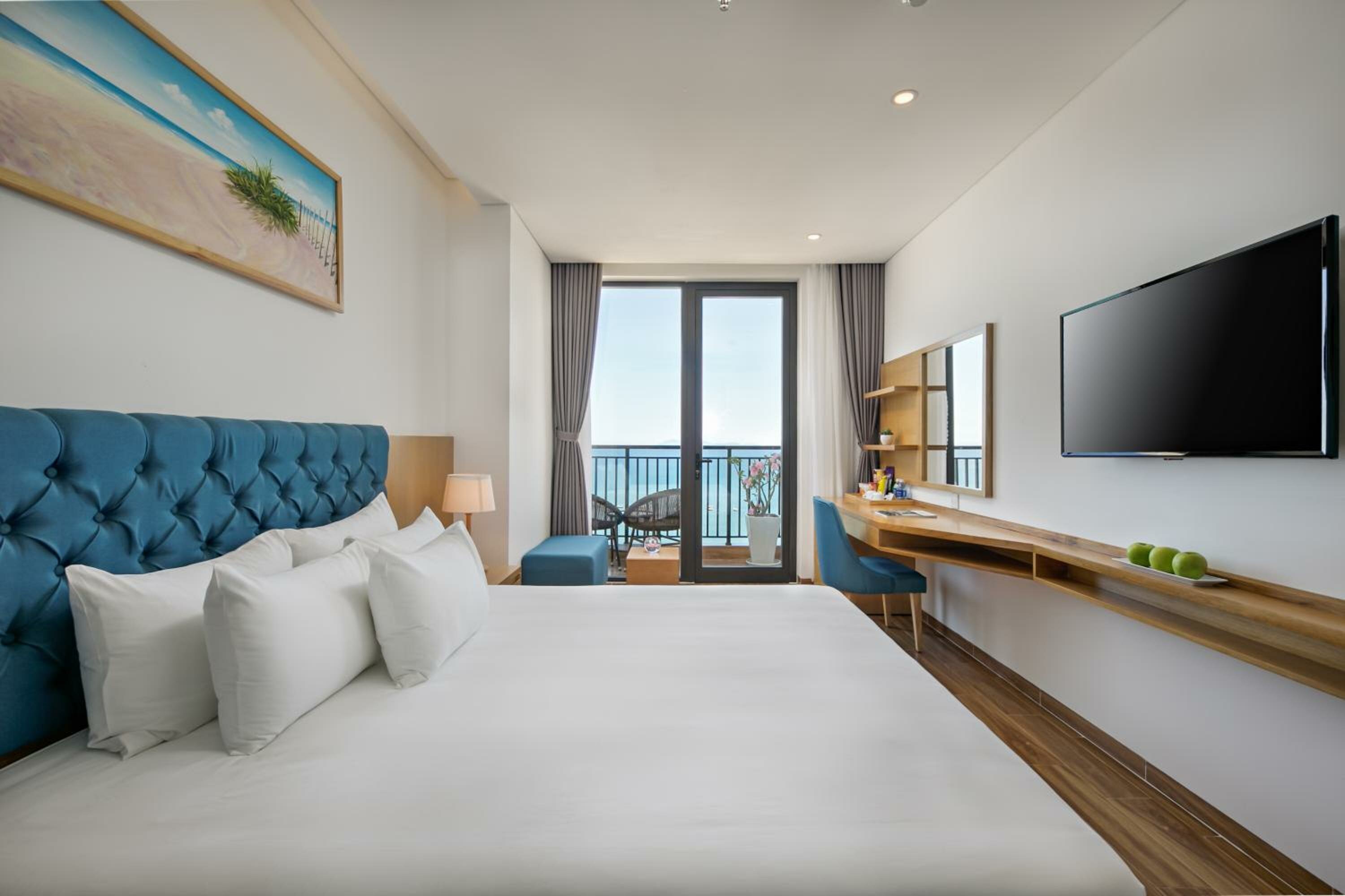 King Suite with Balcony and Ocean View